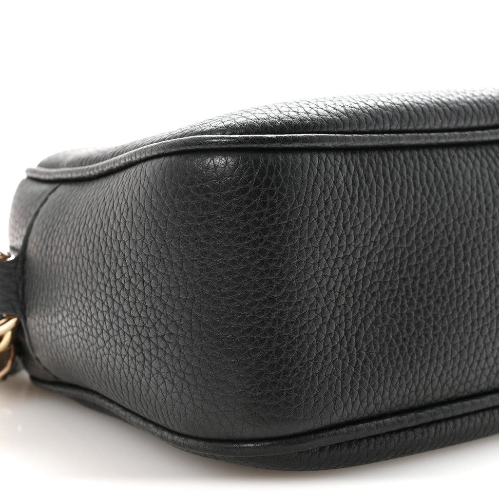 Pebbled Calfskin Small Soho Disco Bag Black