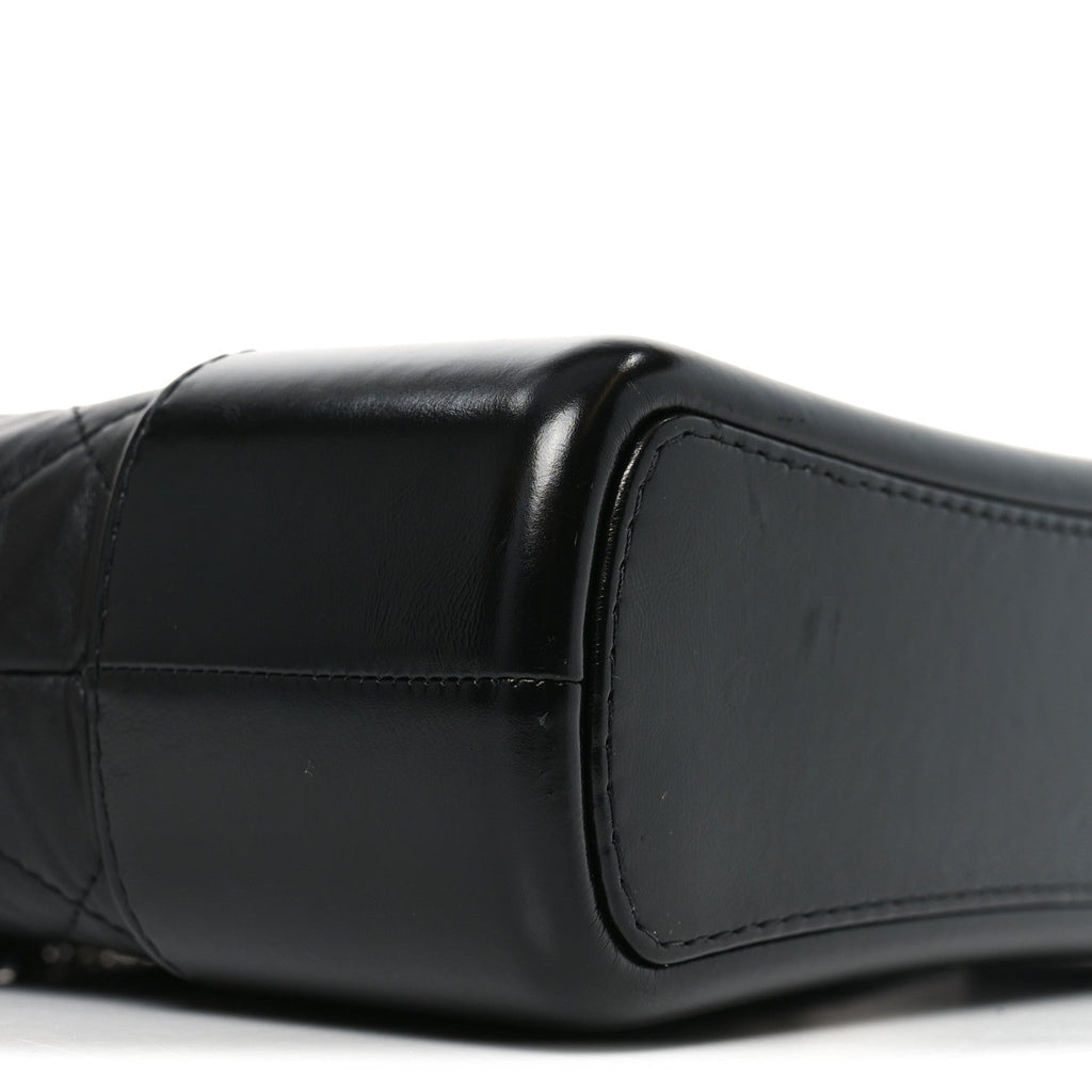 Aged Calfskin Quilted New Medium Gabrielle Hobo Black