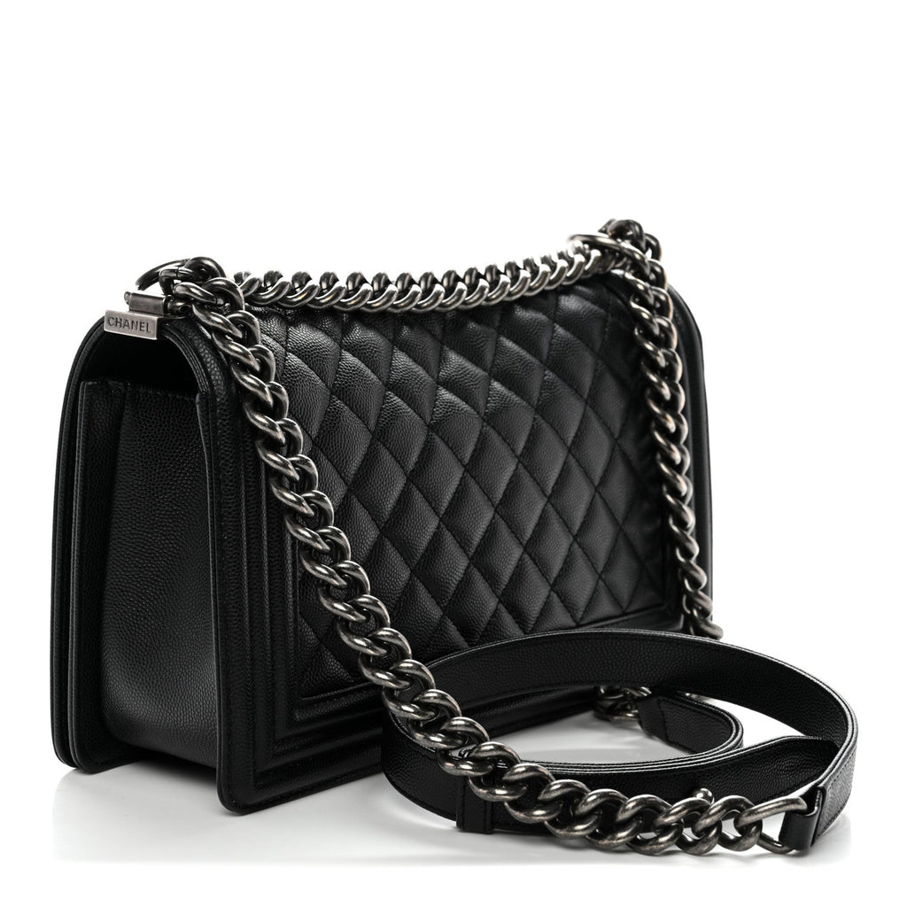 Caviar Quilted Medium Boy Flap Black