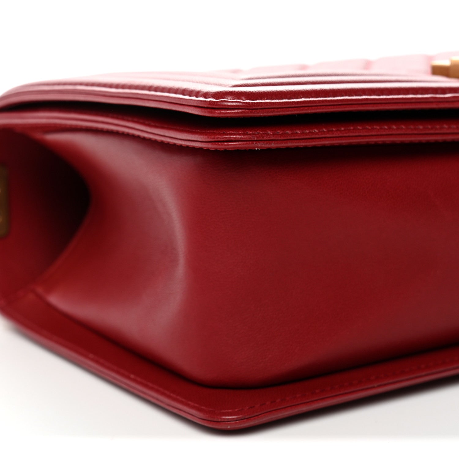 Lambskin Quilted Medium Boy Flap Red