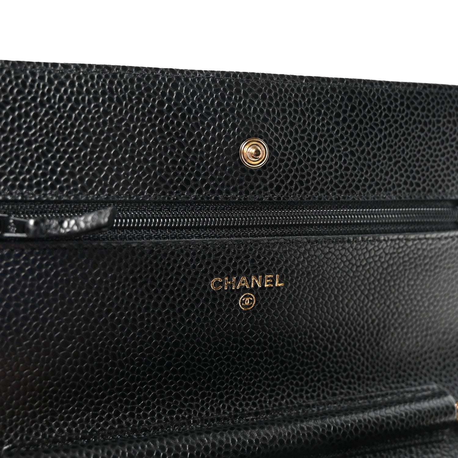 Caviar Quilted Wallet on Chain WOC Black