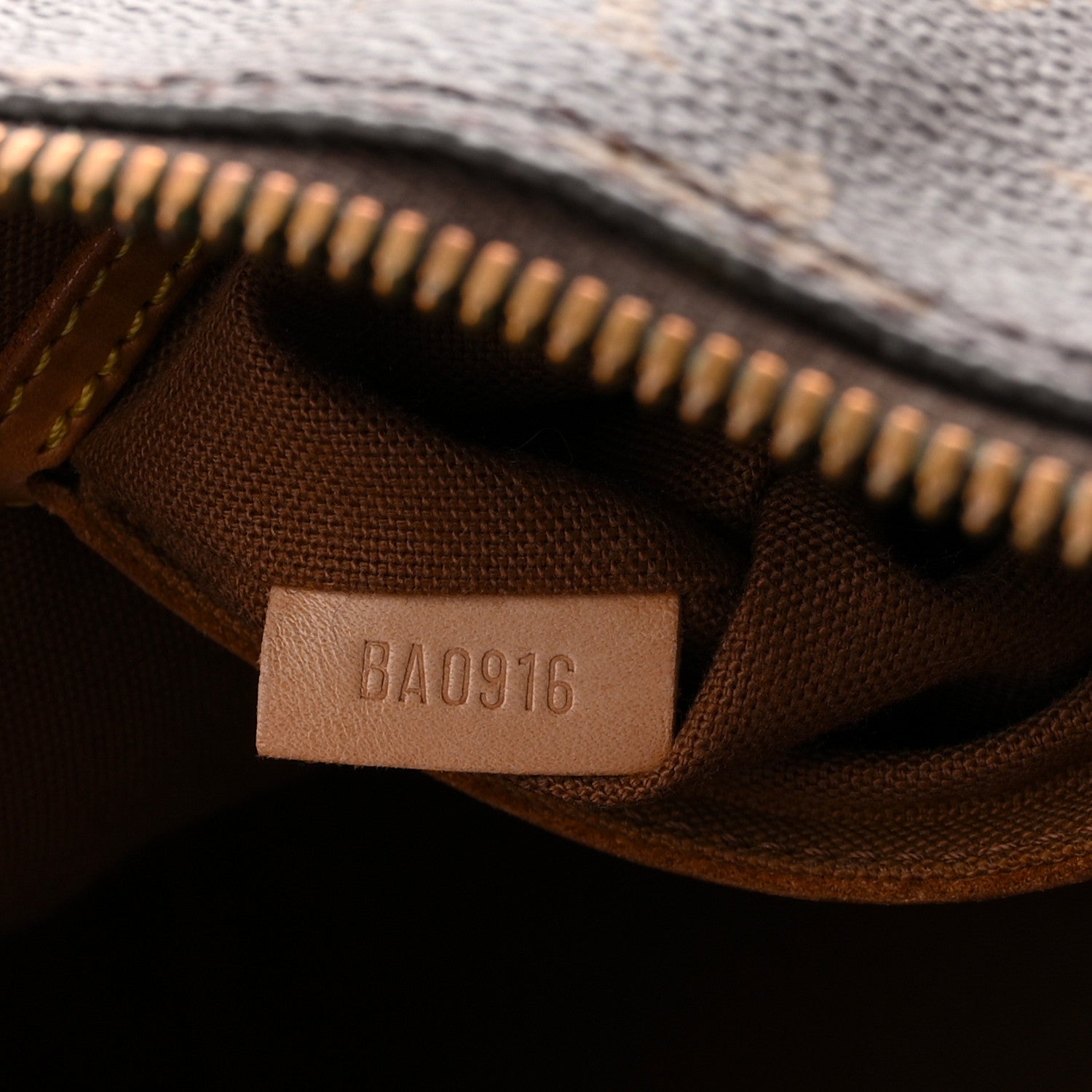 Monogram Alma PM