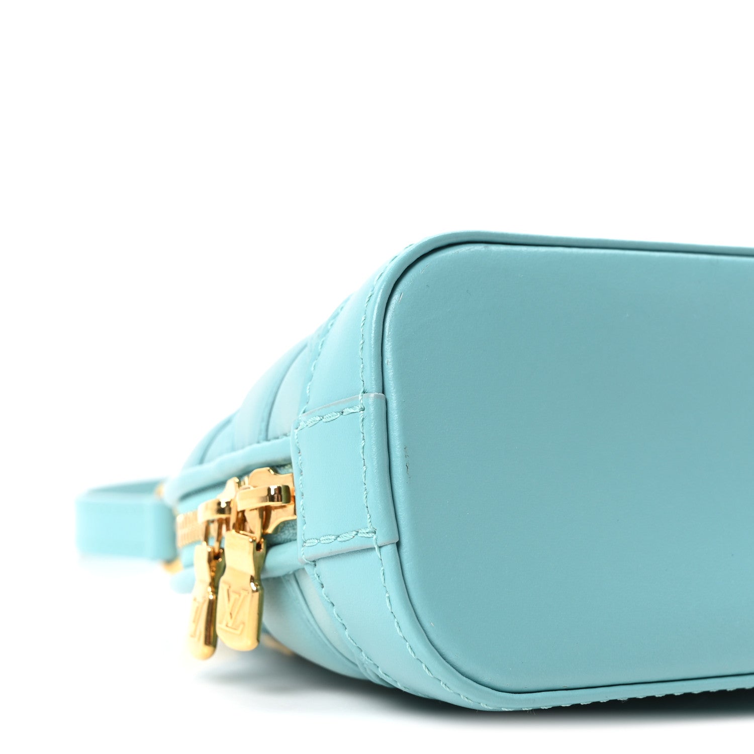 Lambskin Malletage Alma Nano Lagoon Blue