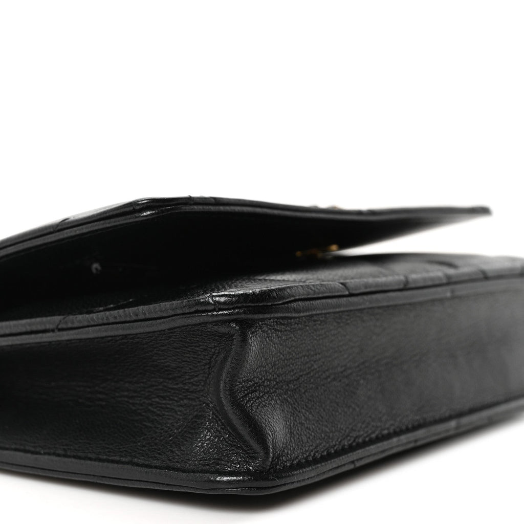 Lambskin Quilted Chanel 19 Wallet On Chain WOC Black