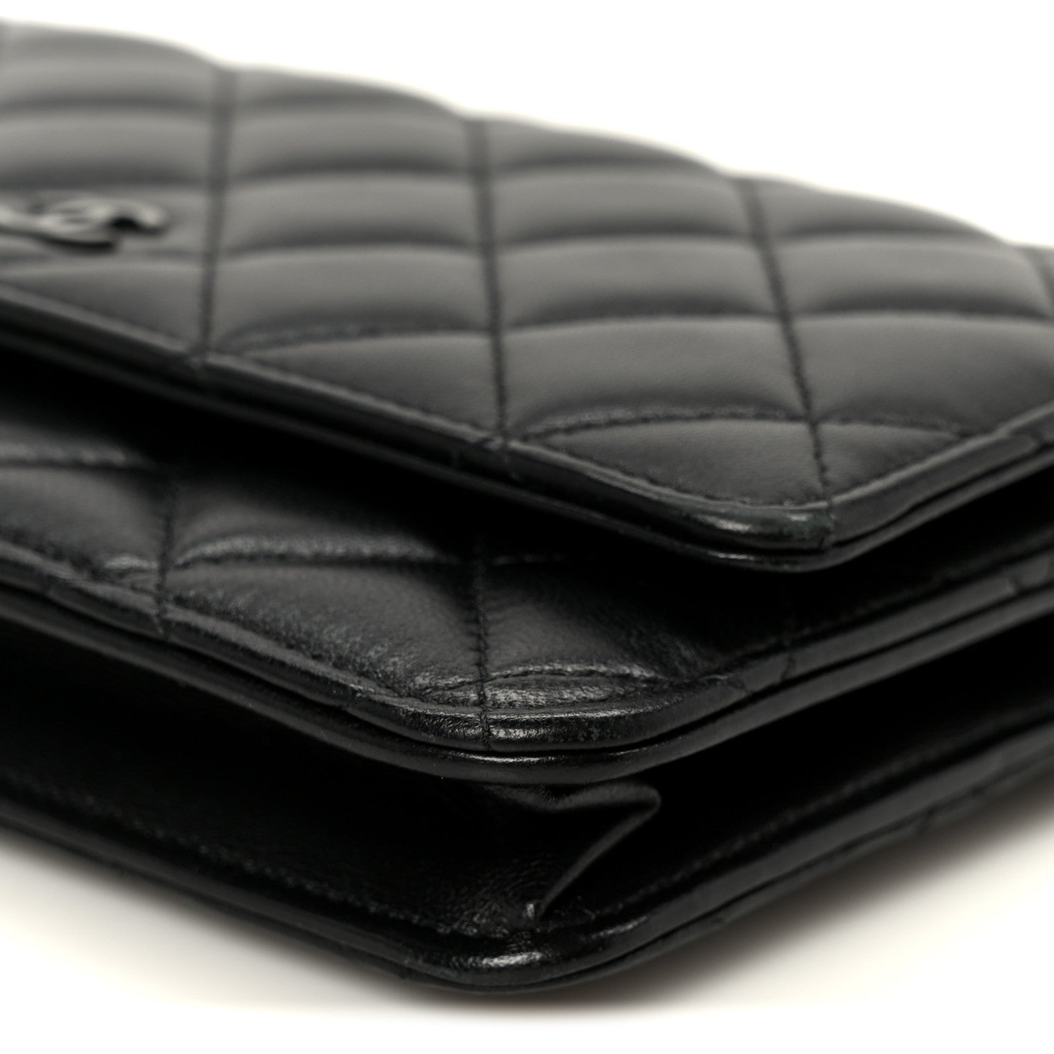 Pearly Lambskin Quilted Wallet On Chain WOC So Black