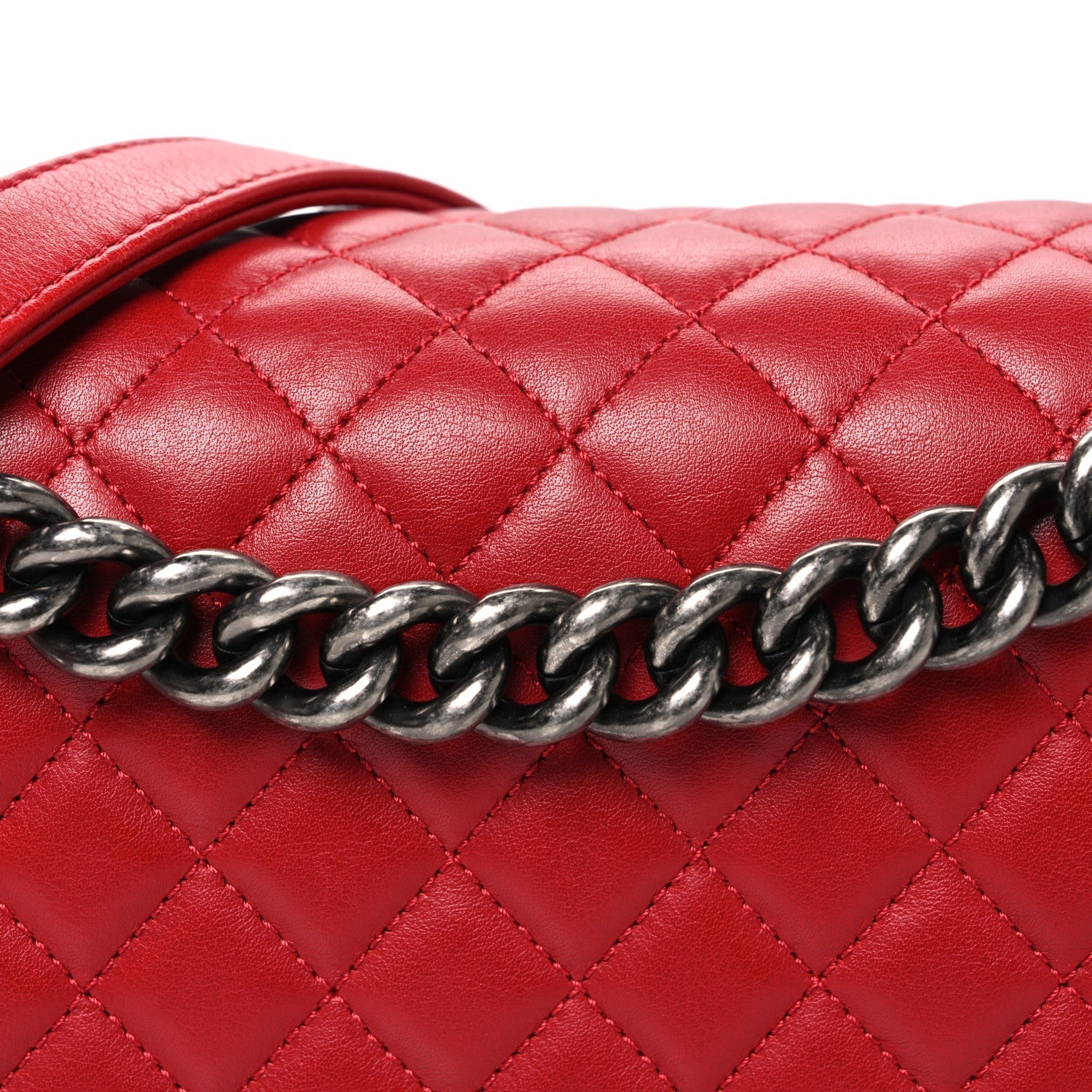 Lambskin Quilted New Medium Boy Flap Red
