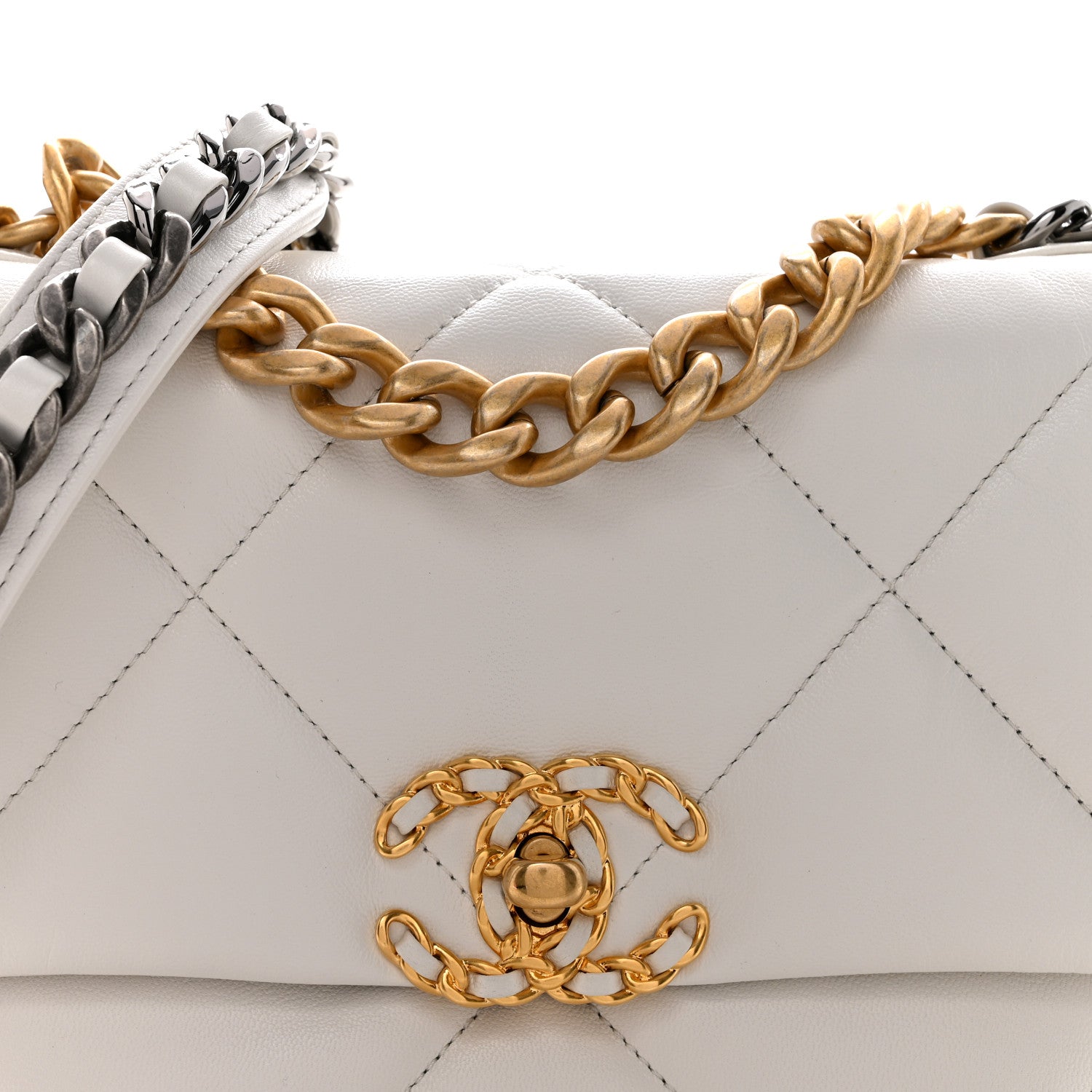 Goatskin Quilted Medium Chanel 19 Flap White