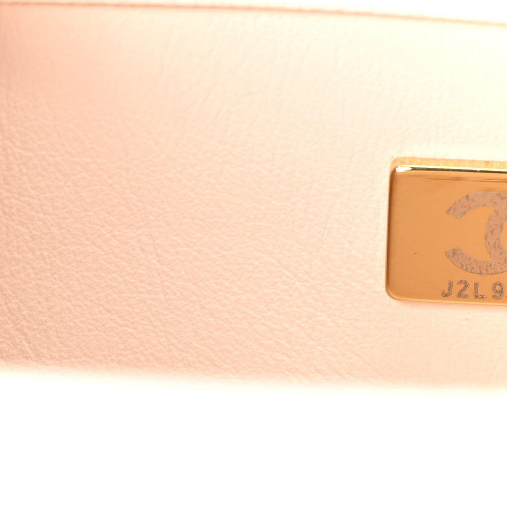 Caviar Quilted Maxi East West Coco Handle Flap White
