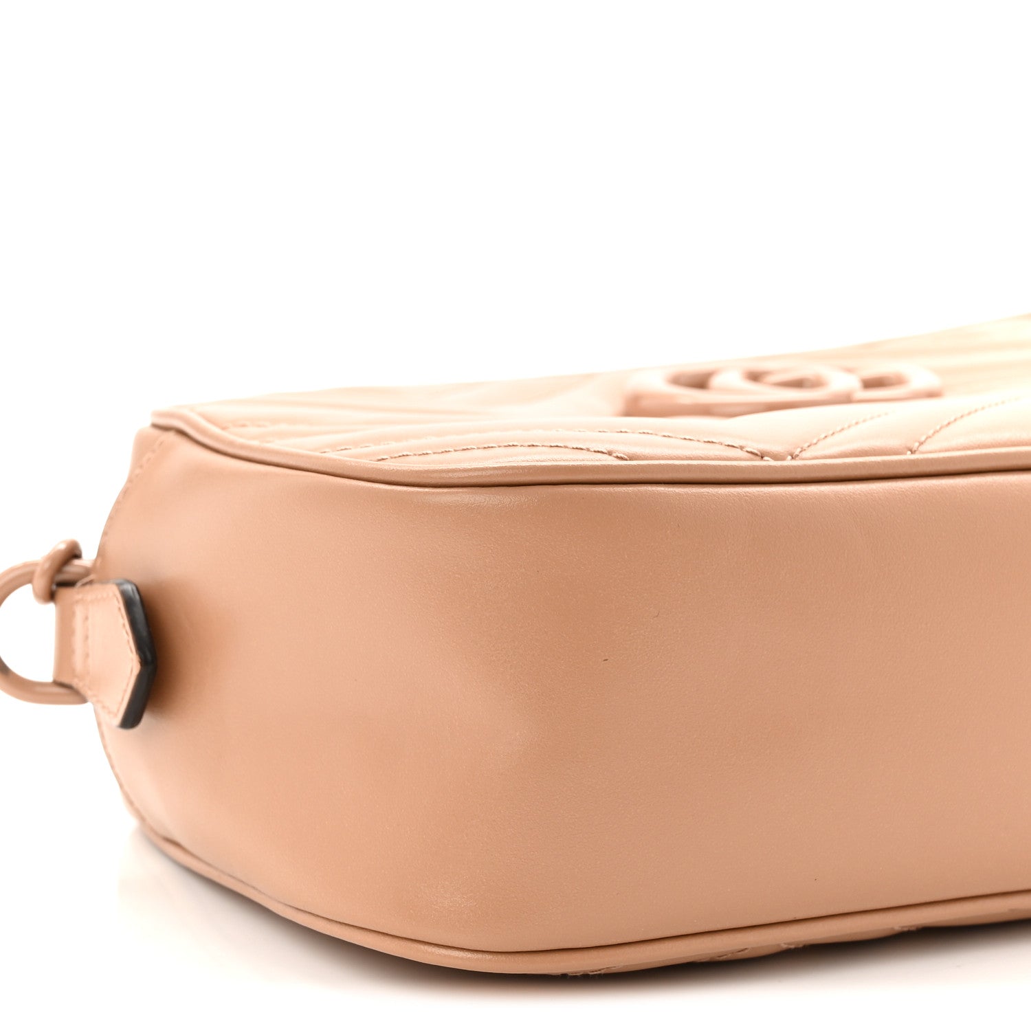 Calfskin Matelasse Monochrome Small GG Marmont Chain Shoulder Bag Camelia