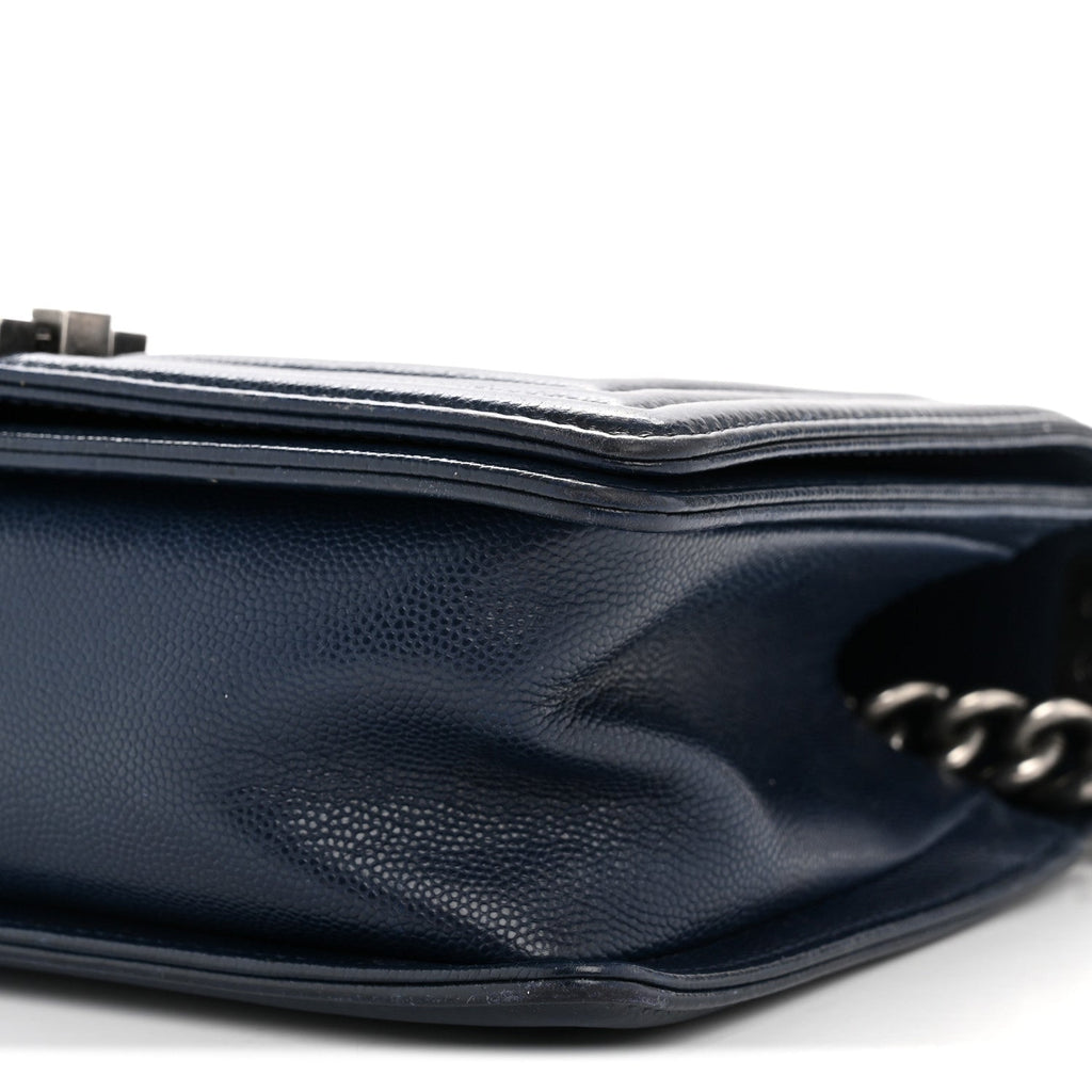 Caviar Chevron Quilted Medium Boy Flap Navy