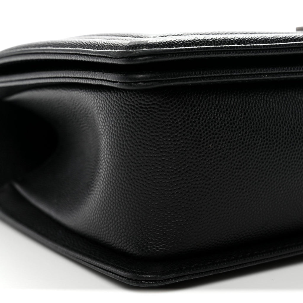 Caviar Quilted Medium Boy Flap Black