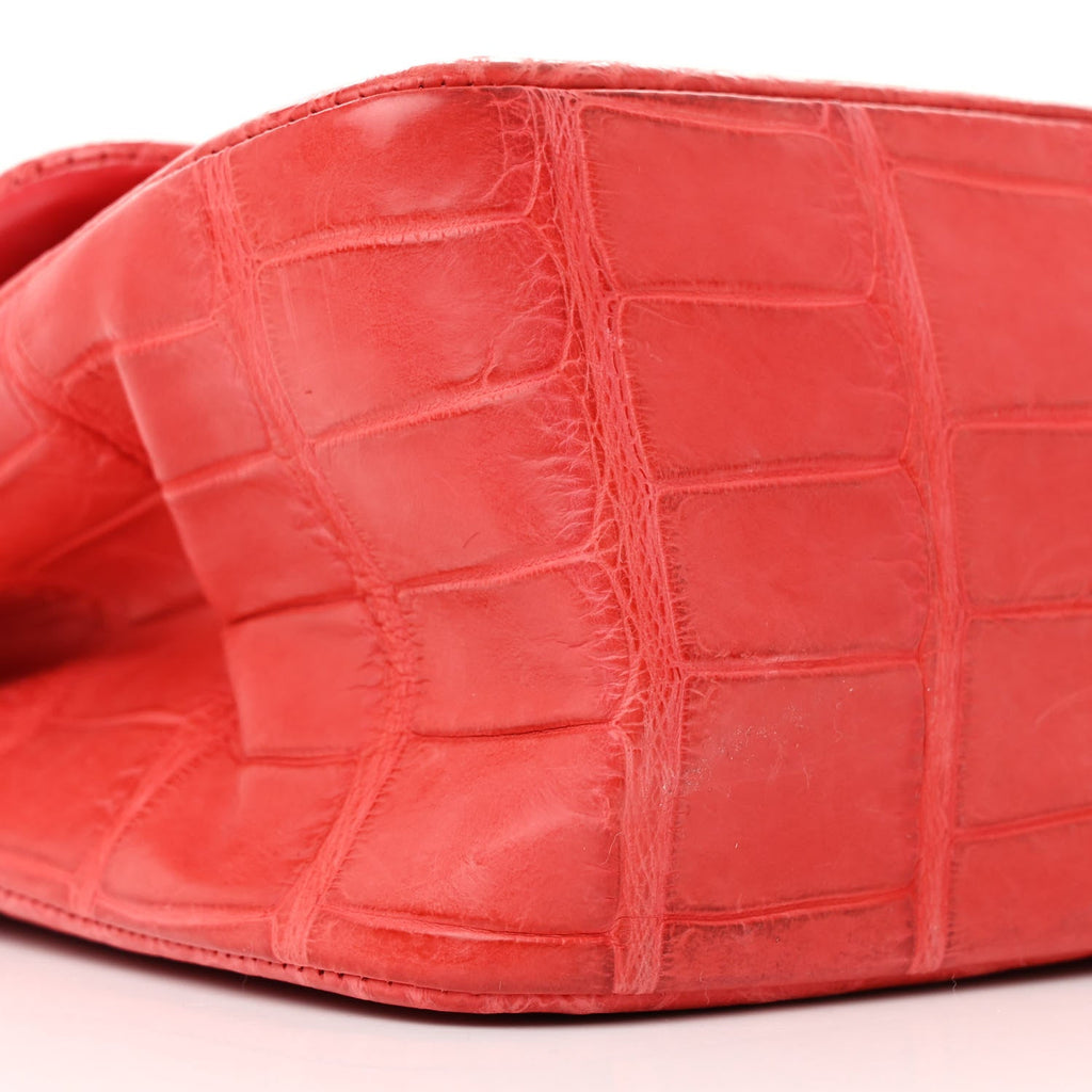 Alligator Jumbo Double Flap Red