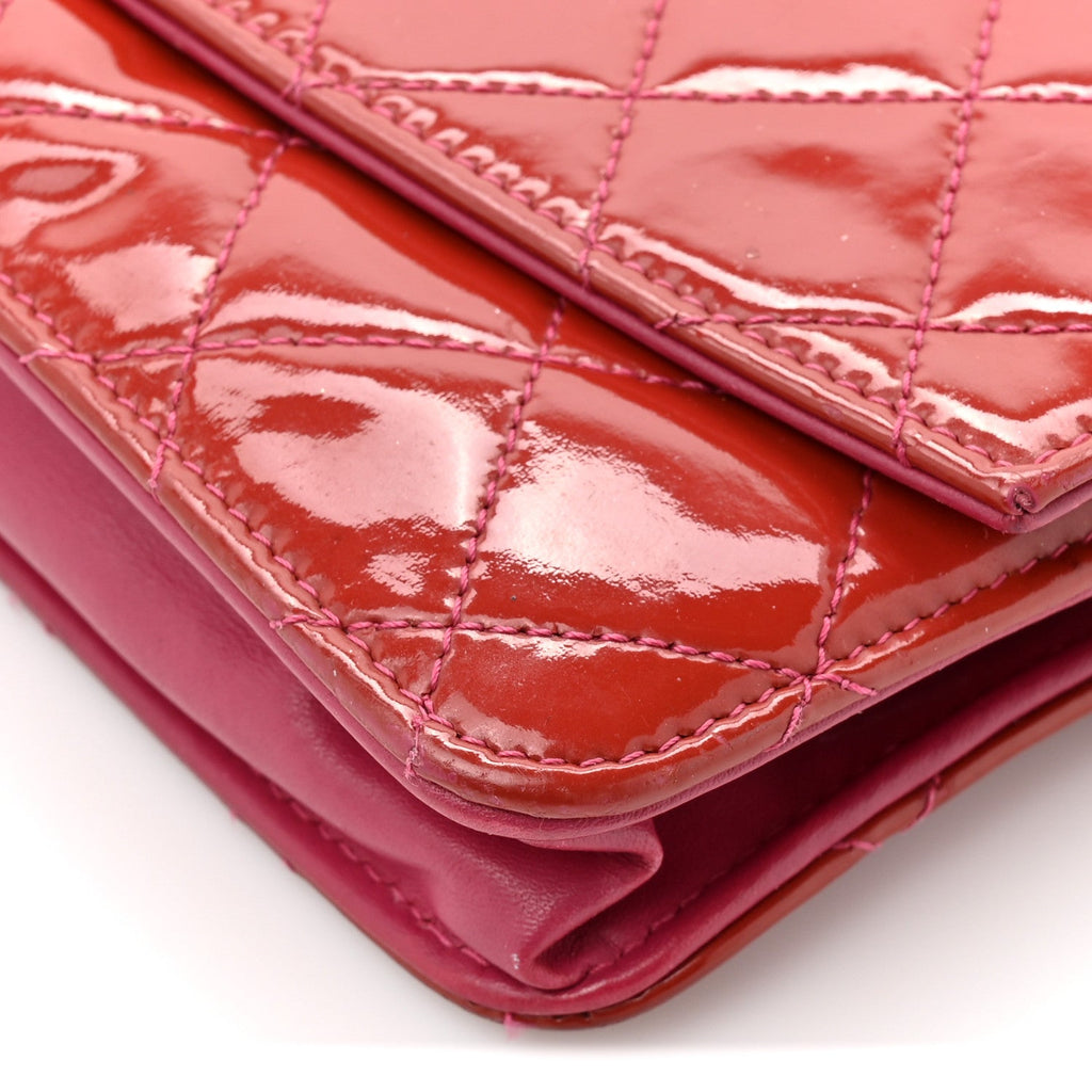 Patent Quilted Brilliant Wallet On Chain WOC Coral