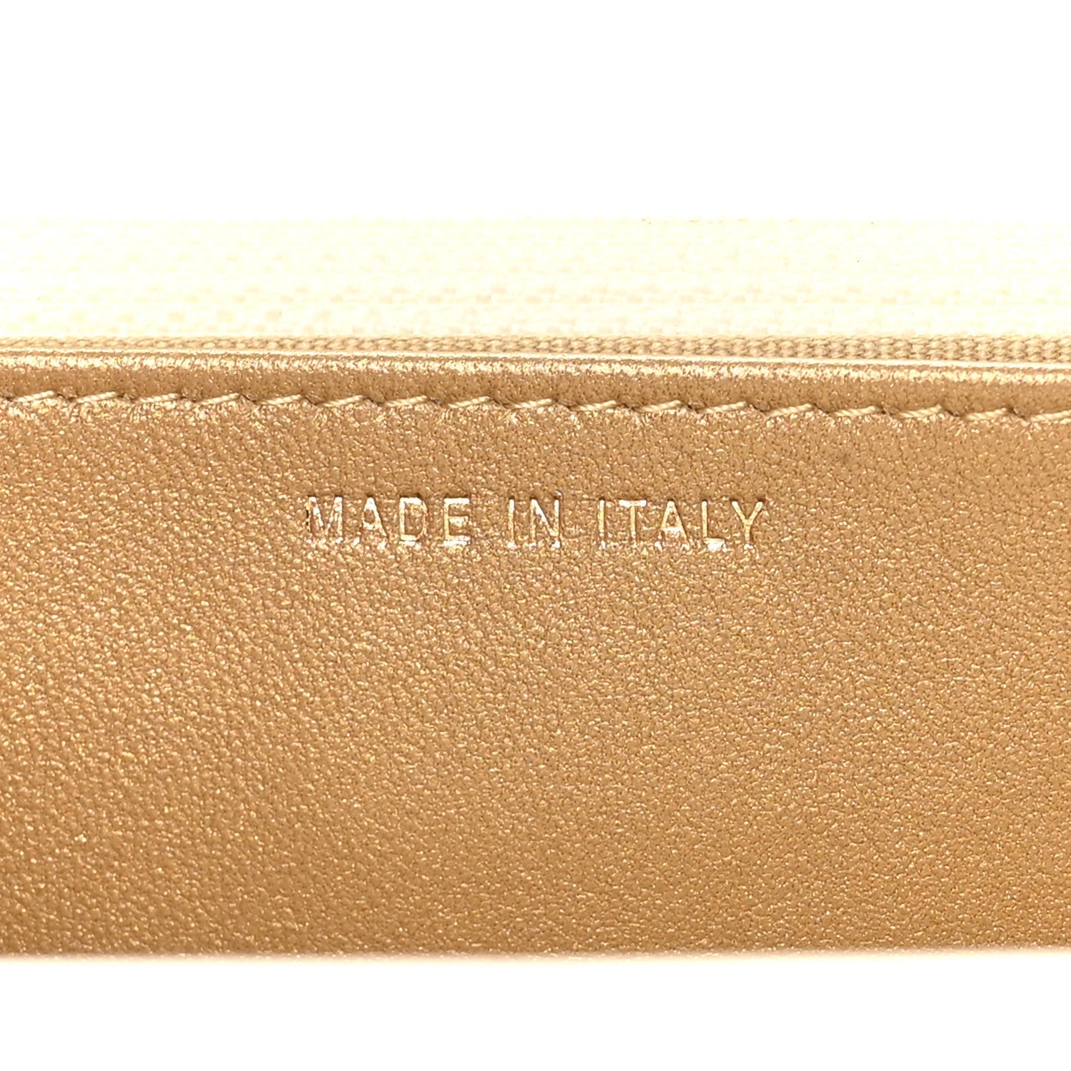 Lambskin Quilted CC Pearl Crush Wallet on Chain WOC White