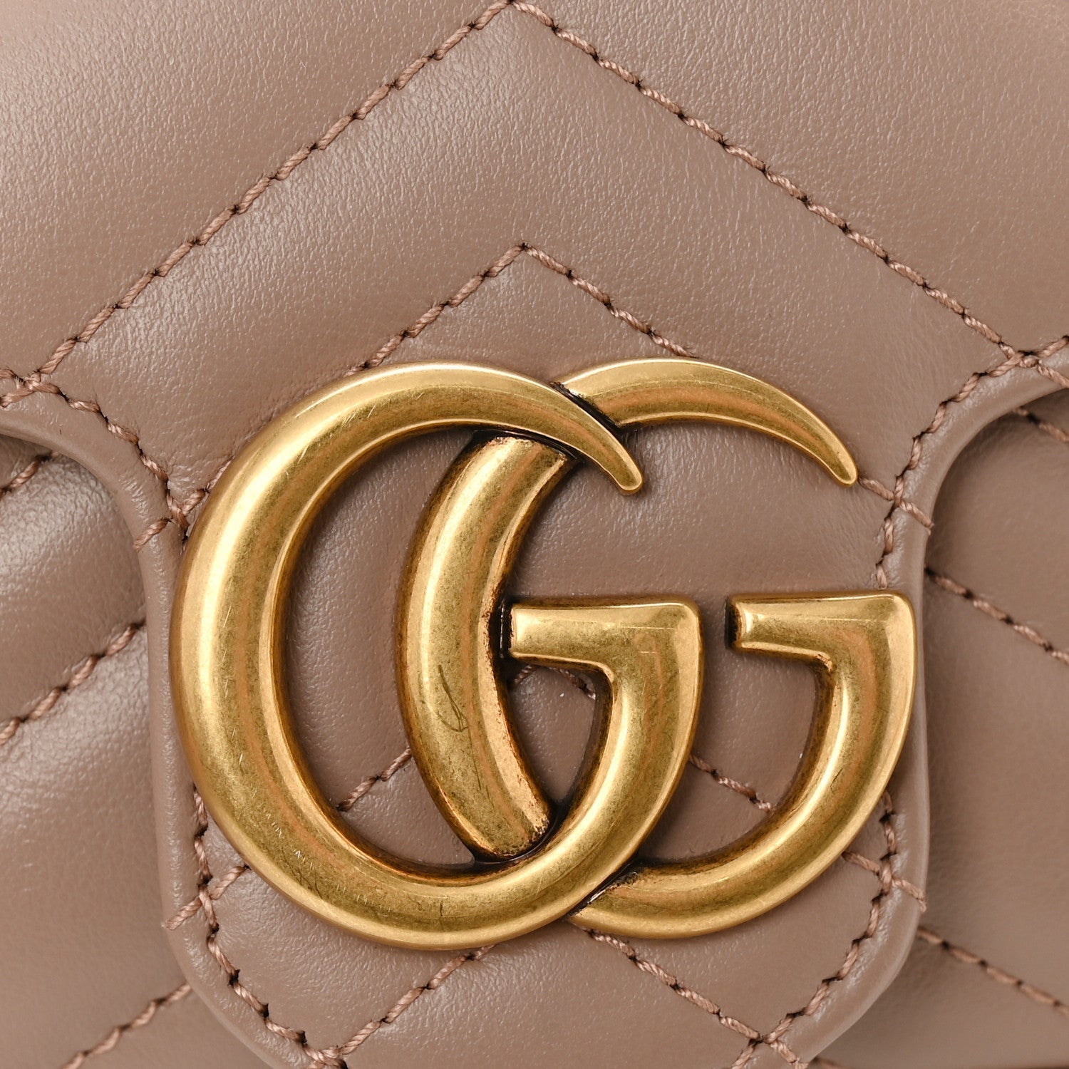 Calfskin Matelasse Super Mini GG Marmont Shoulder Bag Porcelain Rose