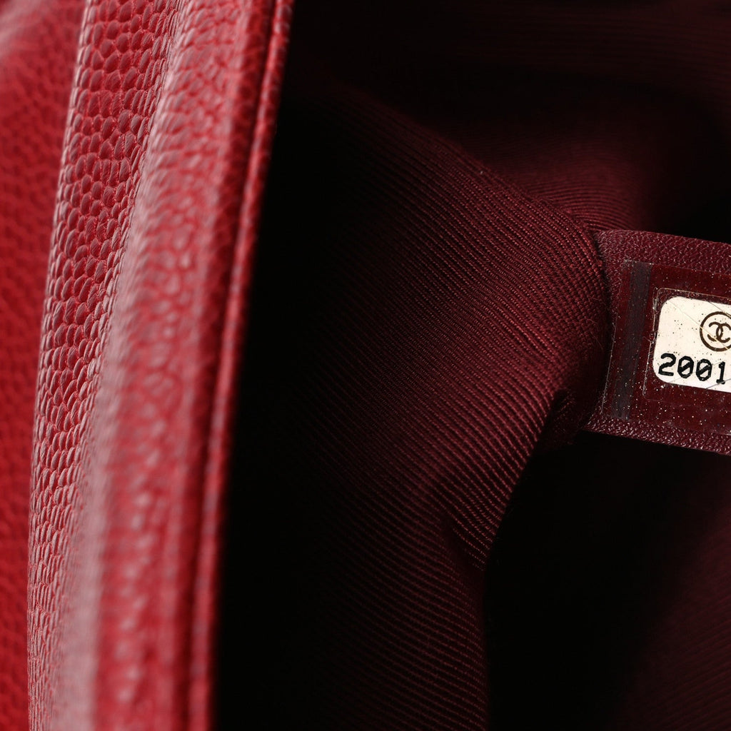 Caviar Quilted Medium Boy Flap Red