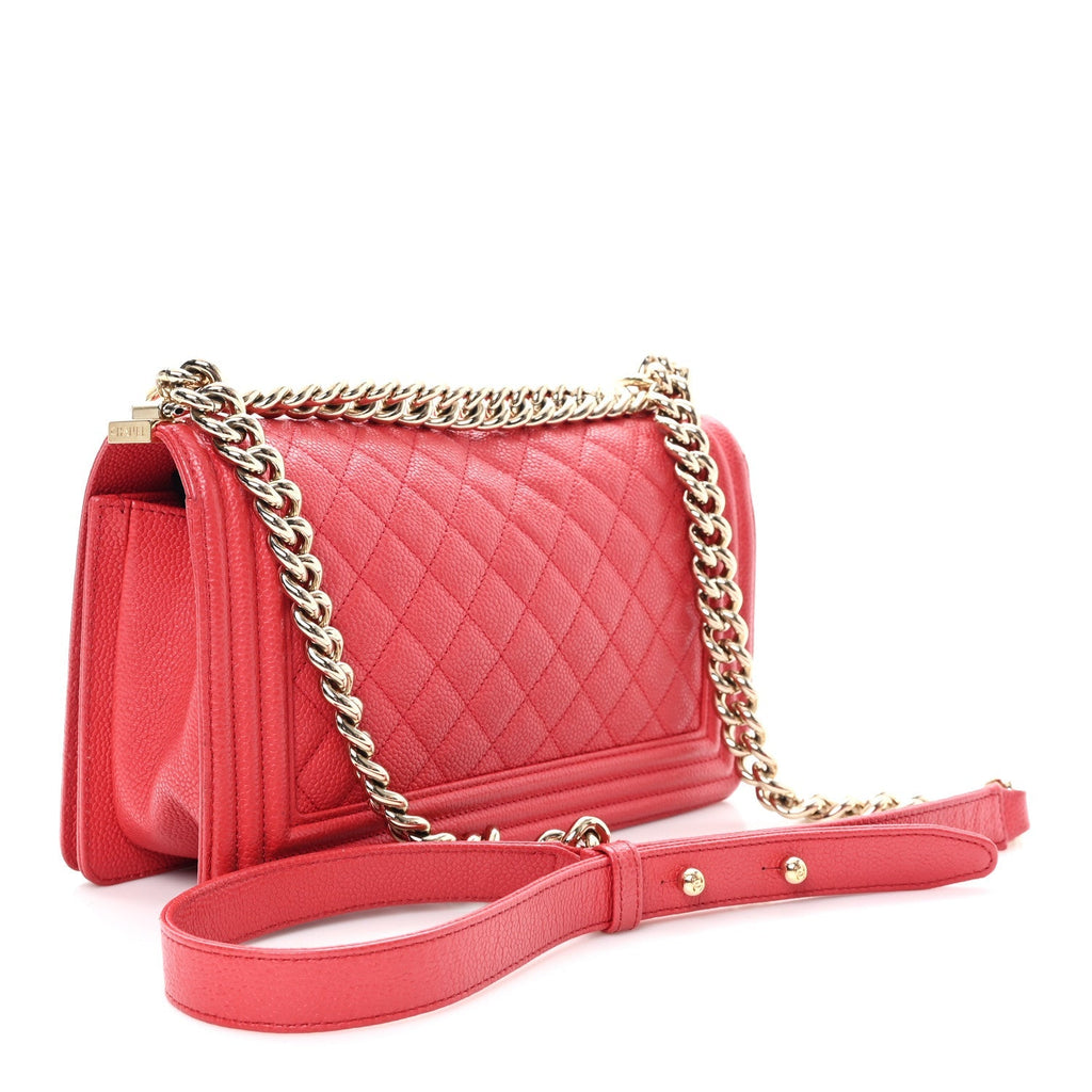 Caviar Quilted Medium Boy Flap Red