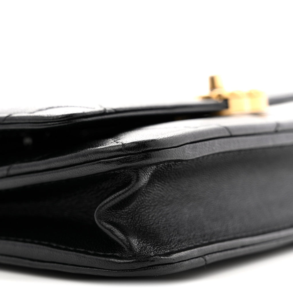 Lambskin Quilted Chanel 19 Wallet On Chain WOC Black