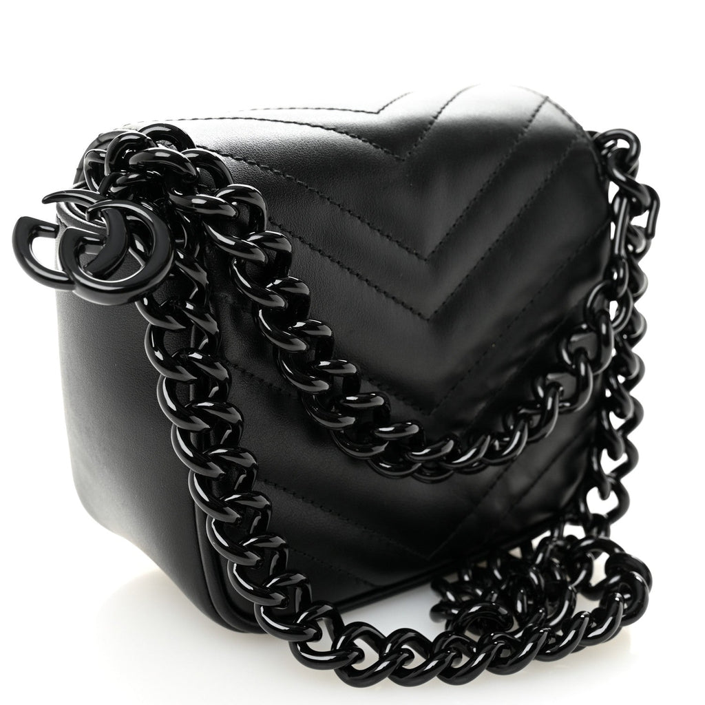 Calfskin Matelasse Monochrome GG Marmont Chain Mini Belt Bag Black