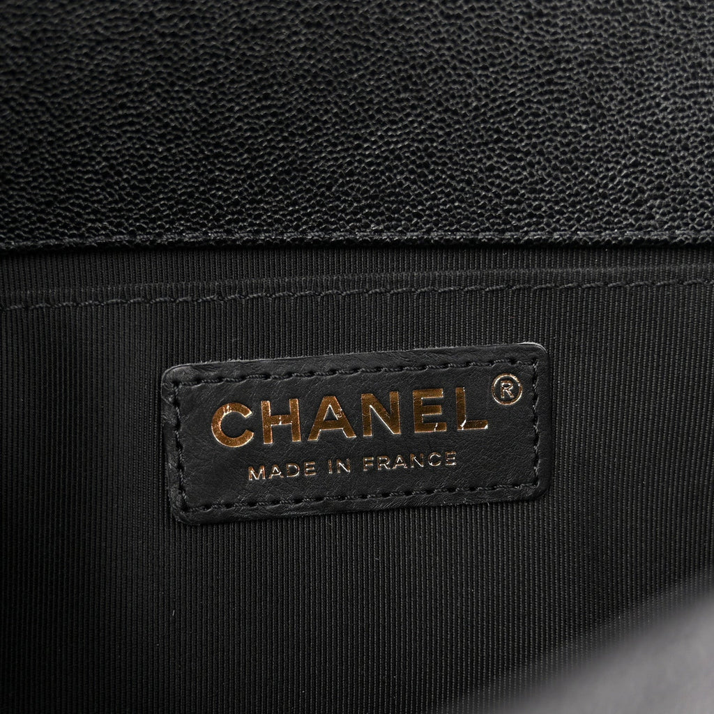 Caviar Chevron Quilted Medium Boy Flap Black