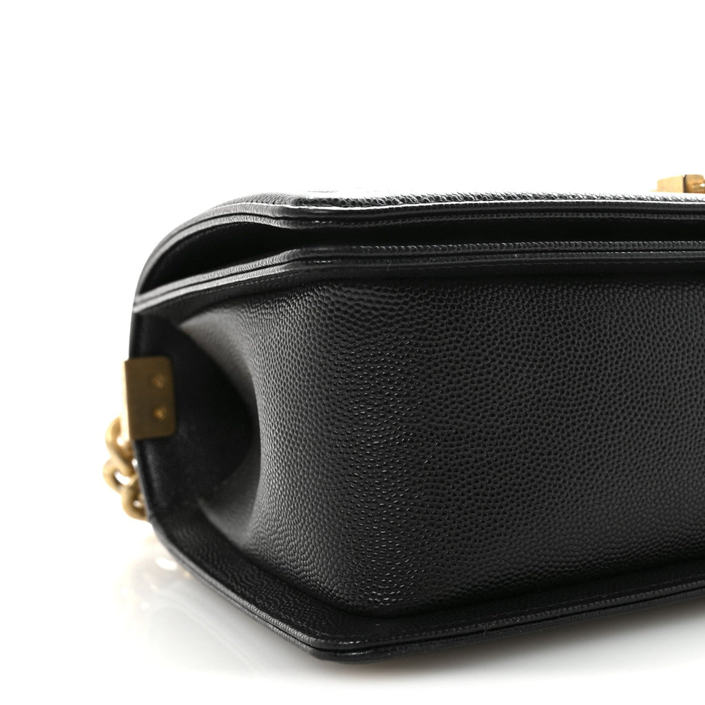 Caviar Quilted Medium Boy Flap Black