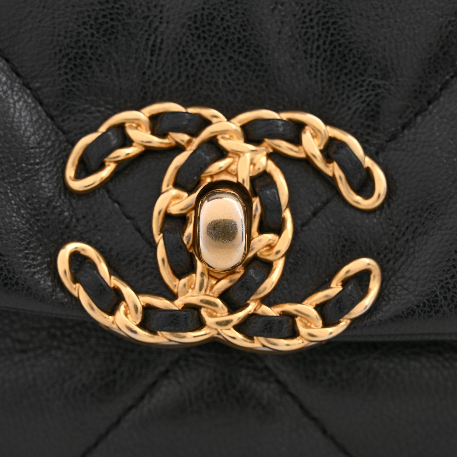Goatskin Quilted Medium Chanel 19 Flap Black