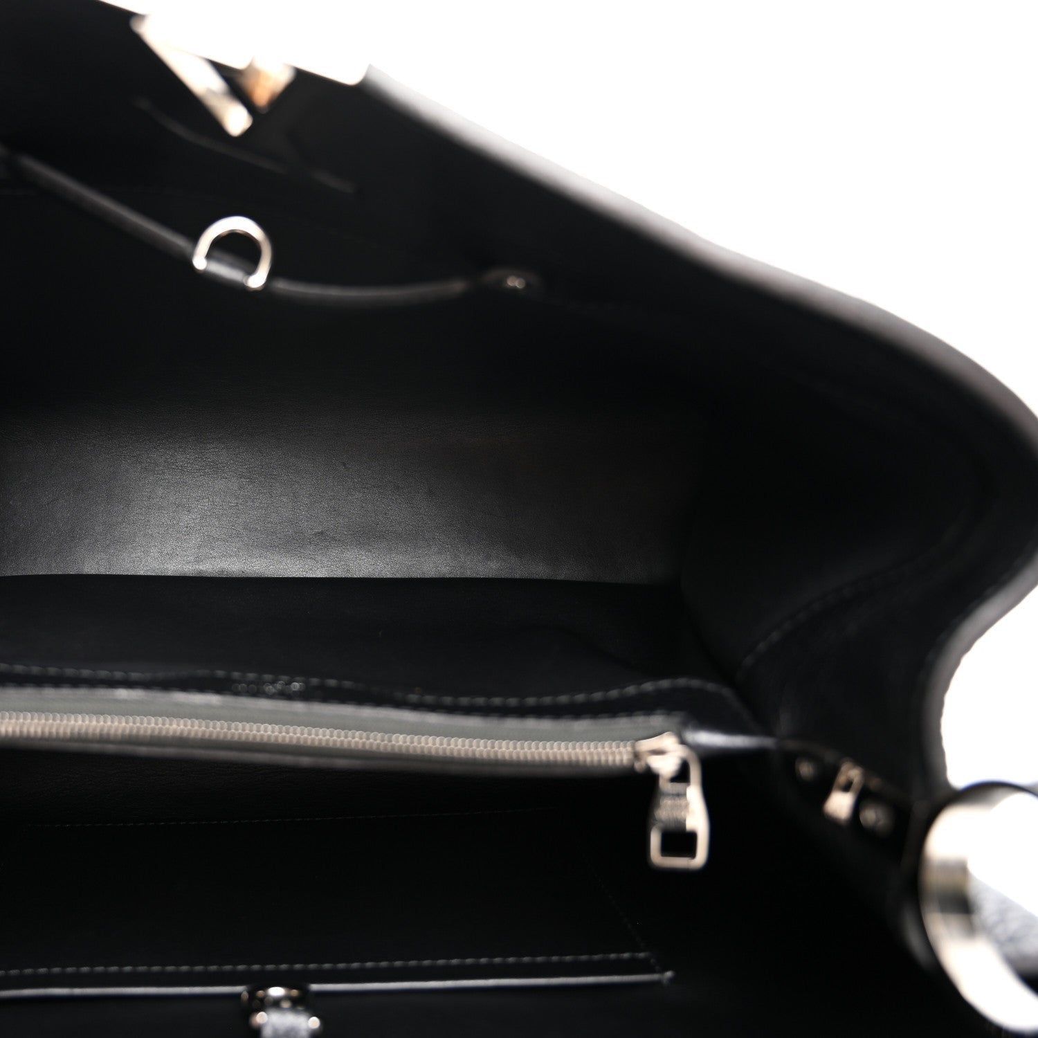 Taurillon Capucines MM Platino