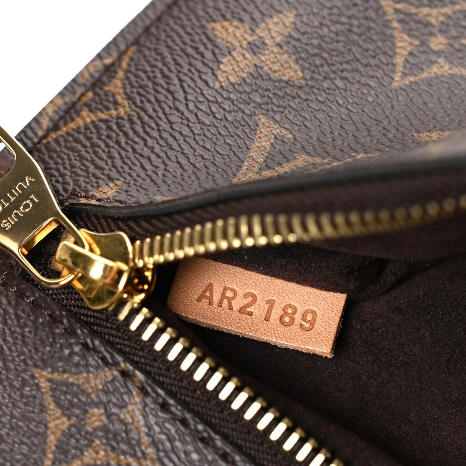 Monogram Pochette Metis