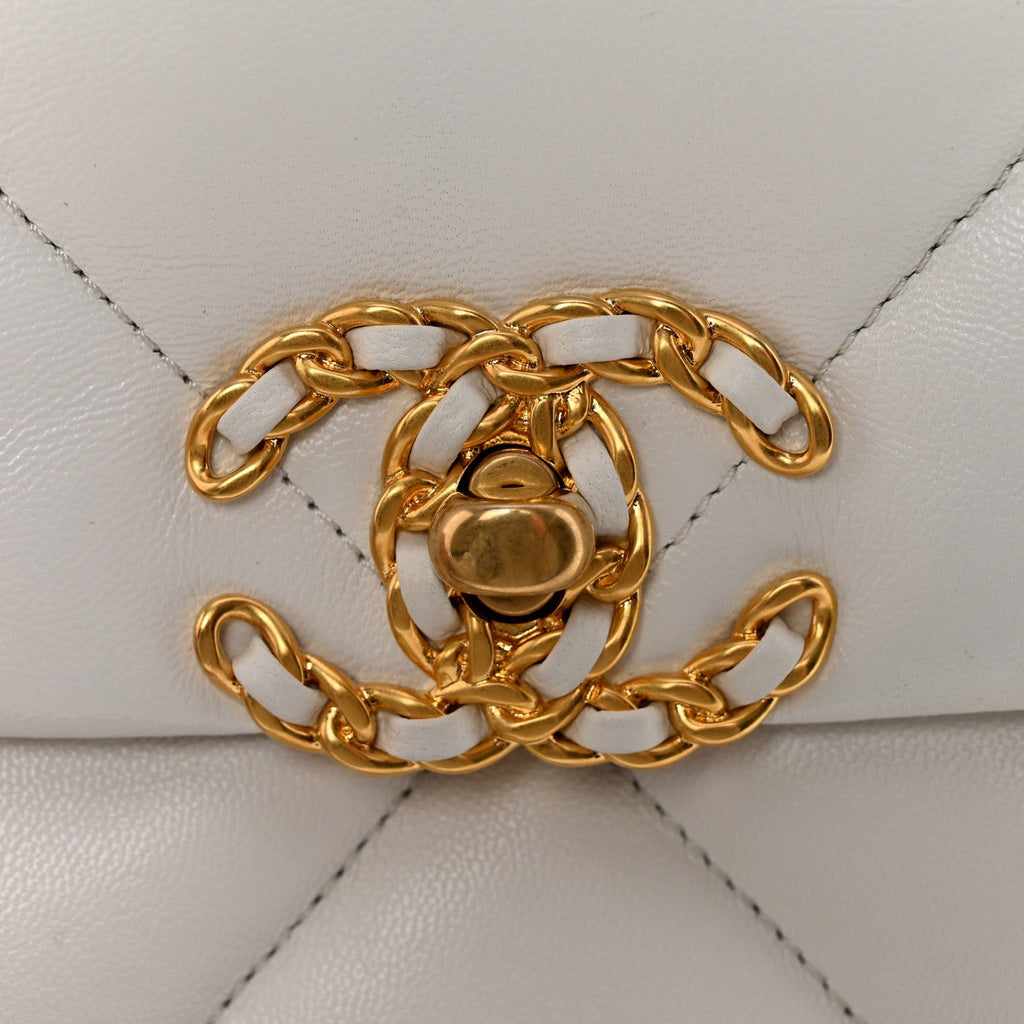 Goatskin Quilted Medium Chanel 19 Flap White