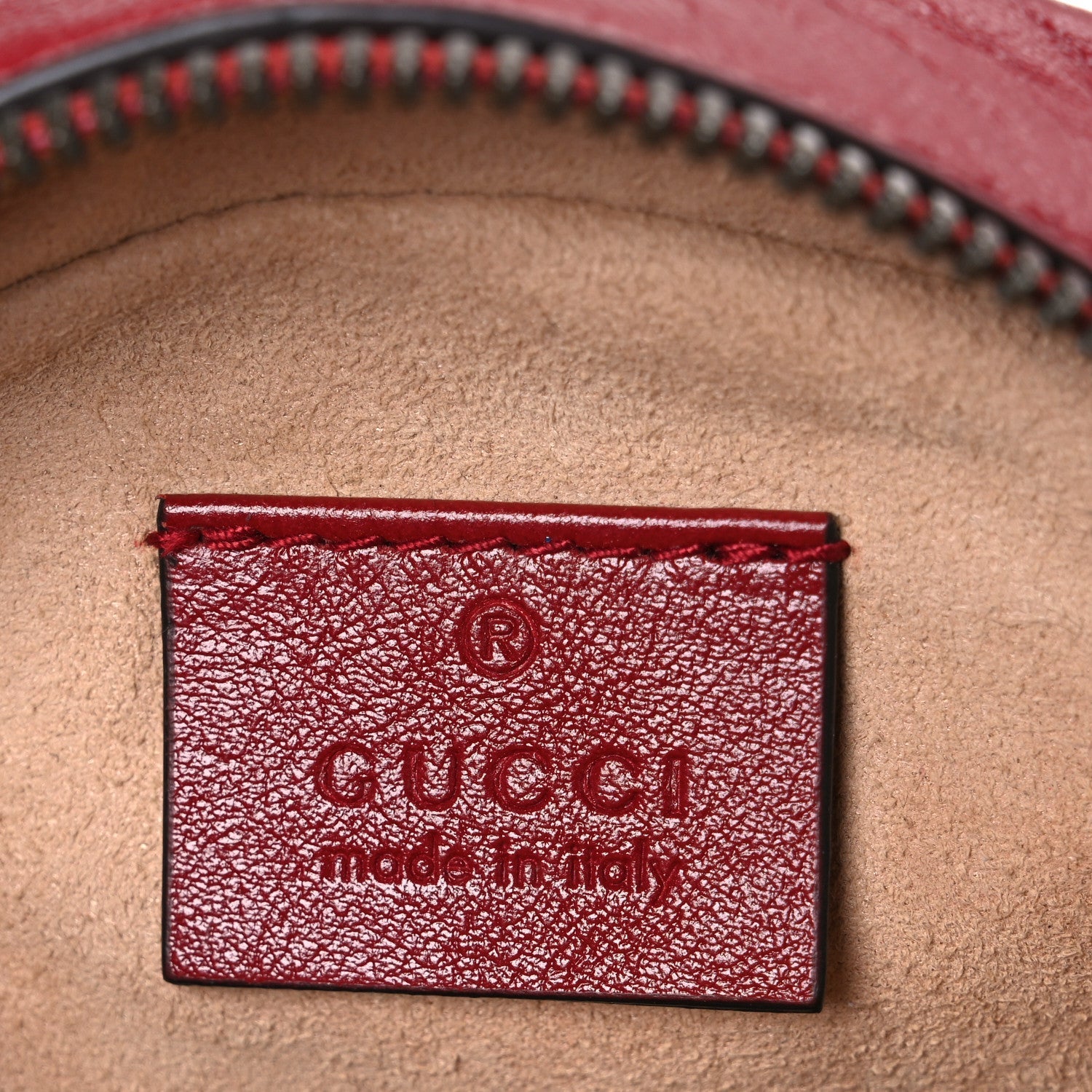 Glazed Calfskin Matelasse Heart Mini GG Marmont Round Shoulder Bag Romantic Cerise
