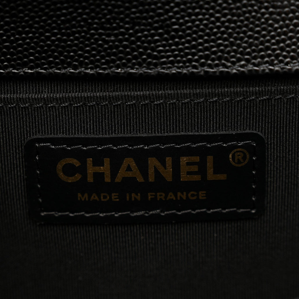 Caviar Quilted Medium Boy Flap Black