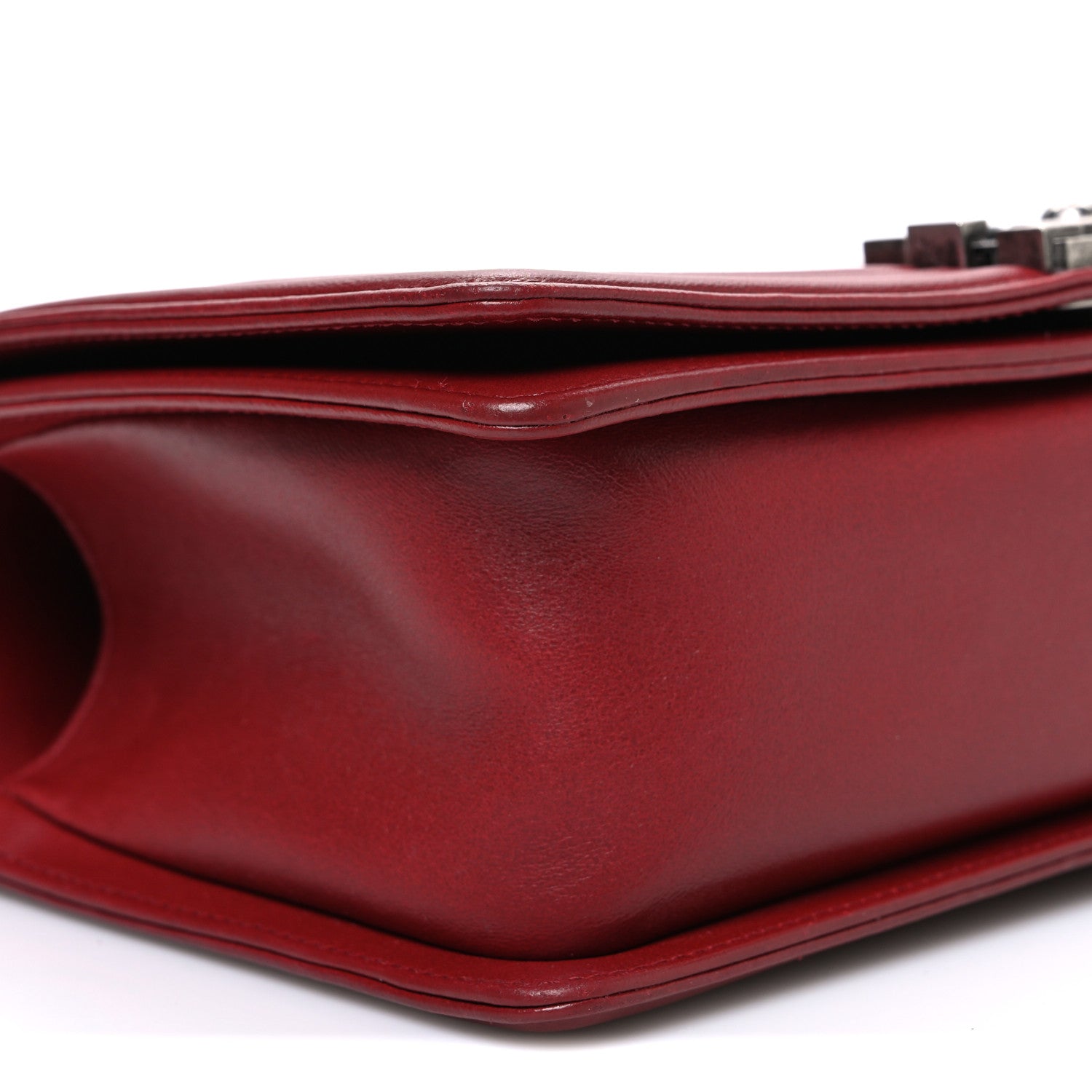 Lambskin Quilted Medium Boy Flap Red