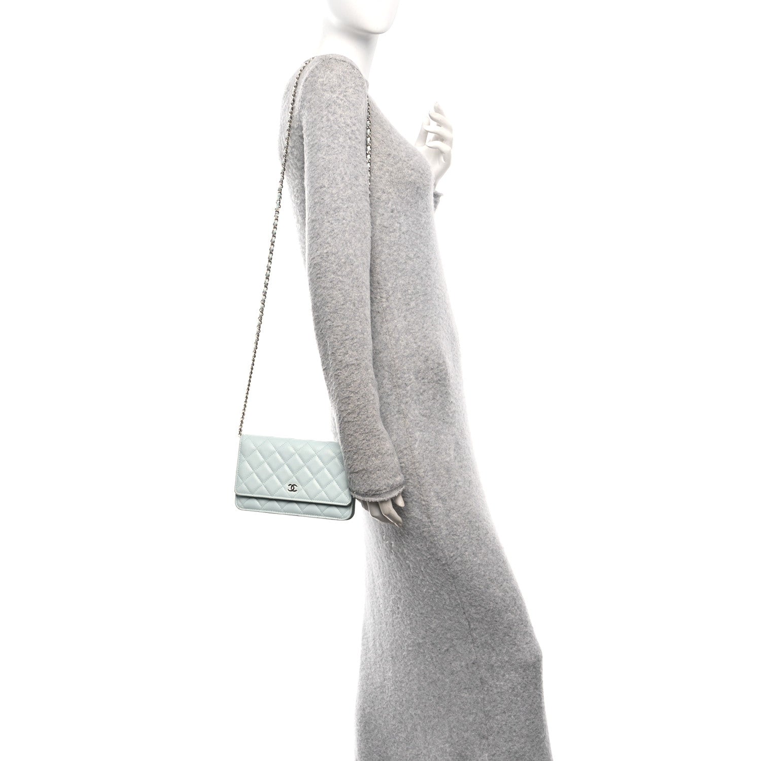 Caviar Quilted Wallet on Chain WOC Light Blue