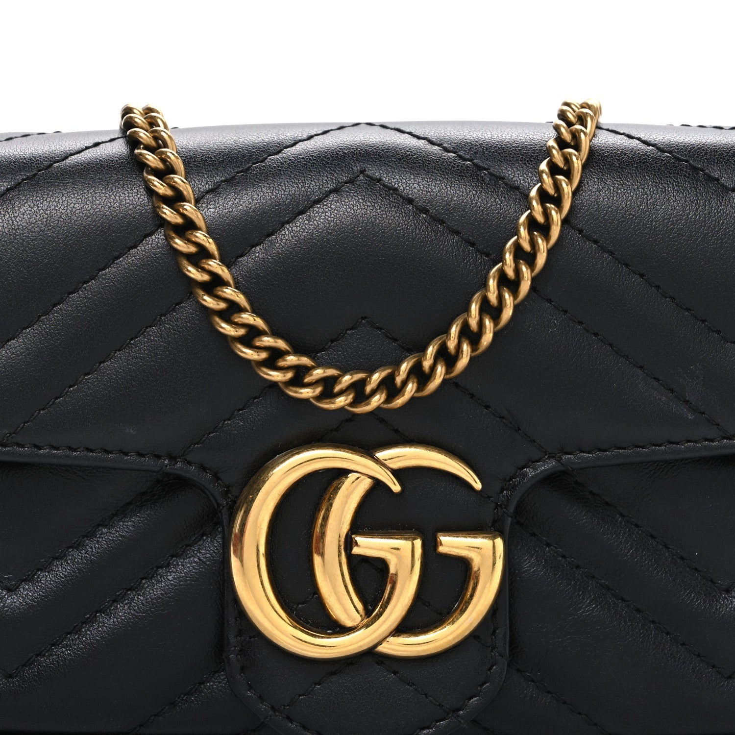 Calfskin Matelasse Super Mini GG Marmont Shoulder Bag Black