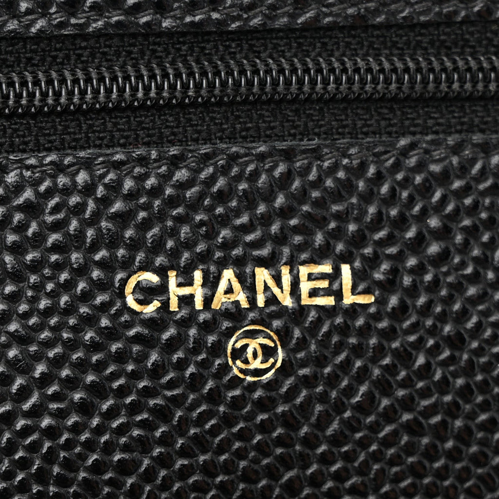 Caviar Quilted Wallet on Chain WOC Black