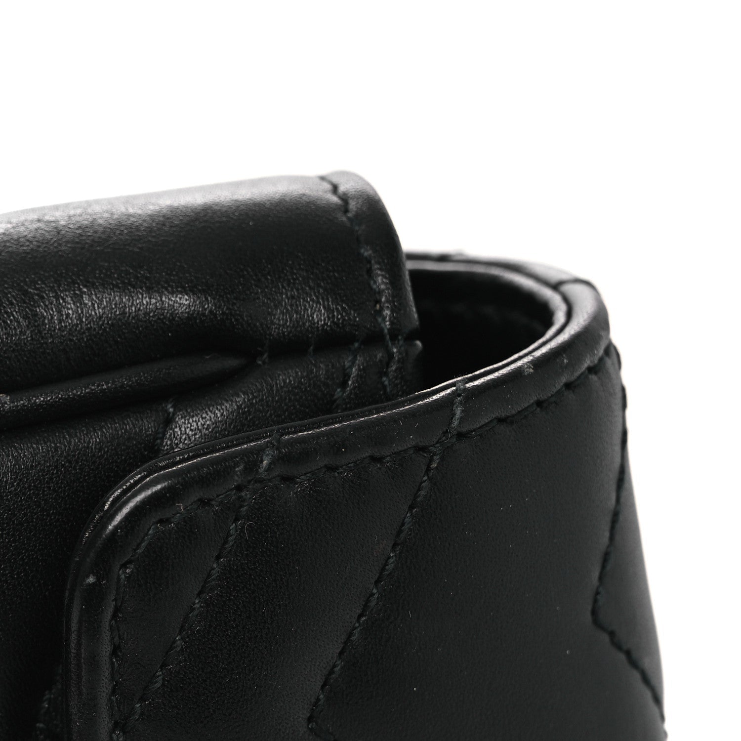 Calfskin Matelasse Super Mini GG Marmont Shoulder Bag Black