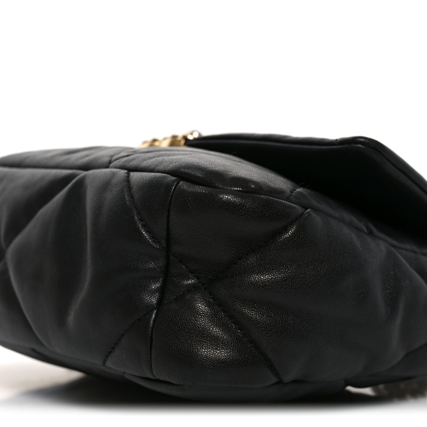 Lambskin Quilted Medium Chanel 19 Flap Black
