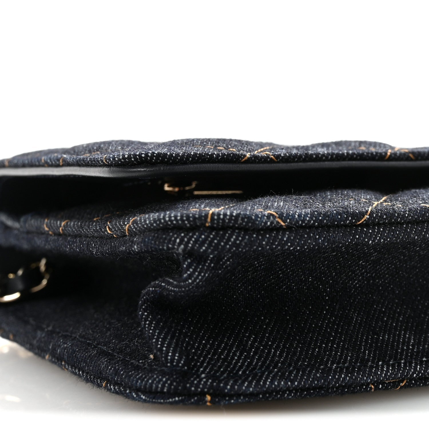 Denim Quilted CC Turnlock Wallet On Chain WOC Dark Blue Orange