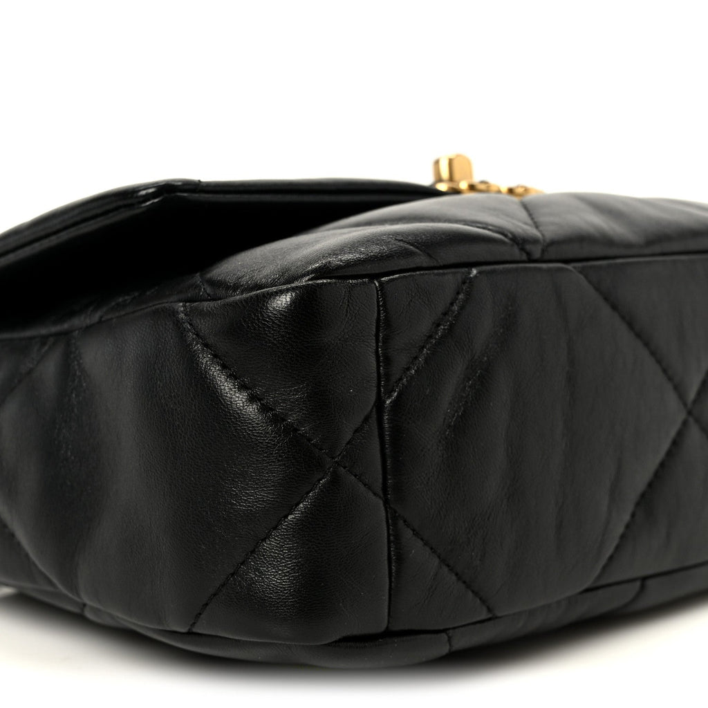 Lambskin Quilted Medium Chanel 19 Flap Black