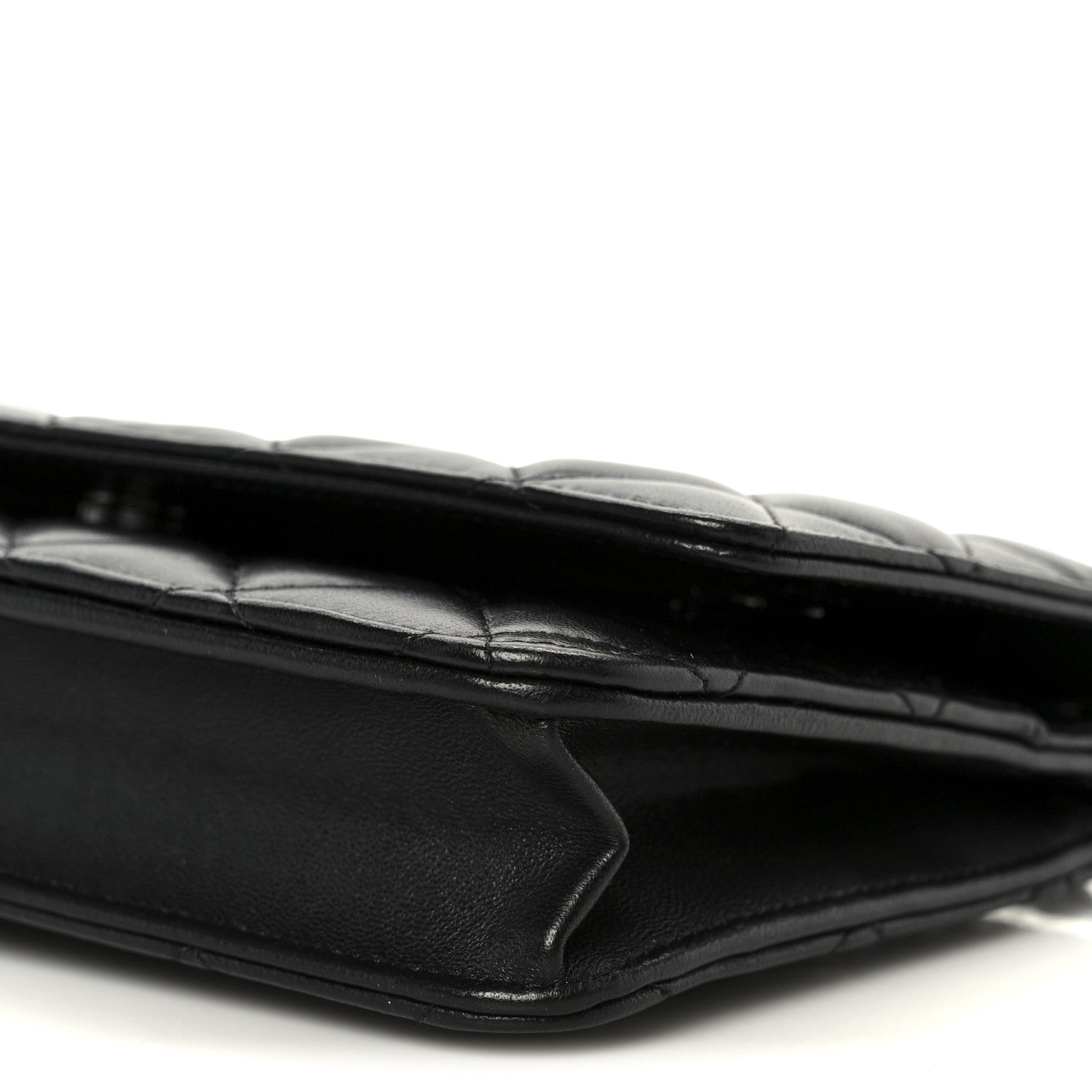 Lambskin Quilted Wallet On Chain WOC So Black