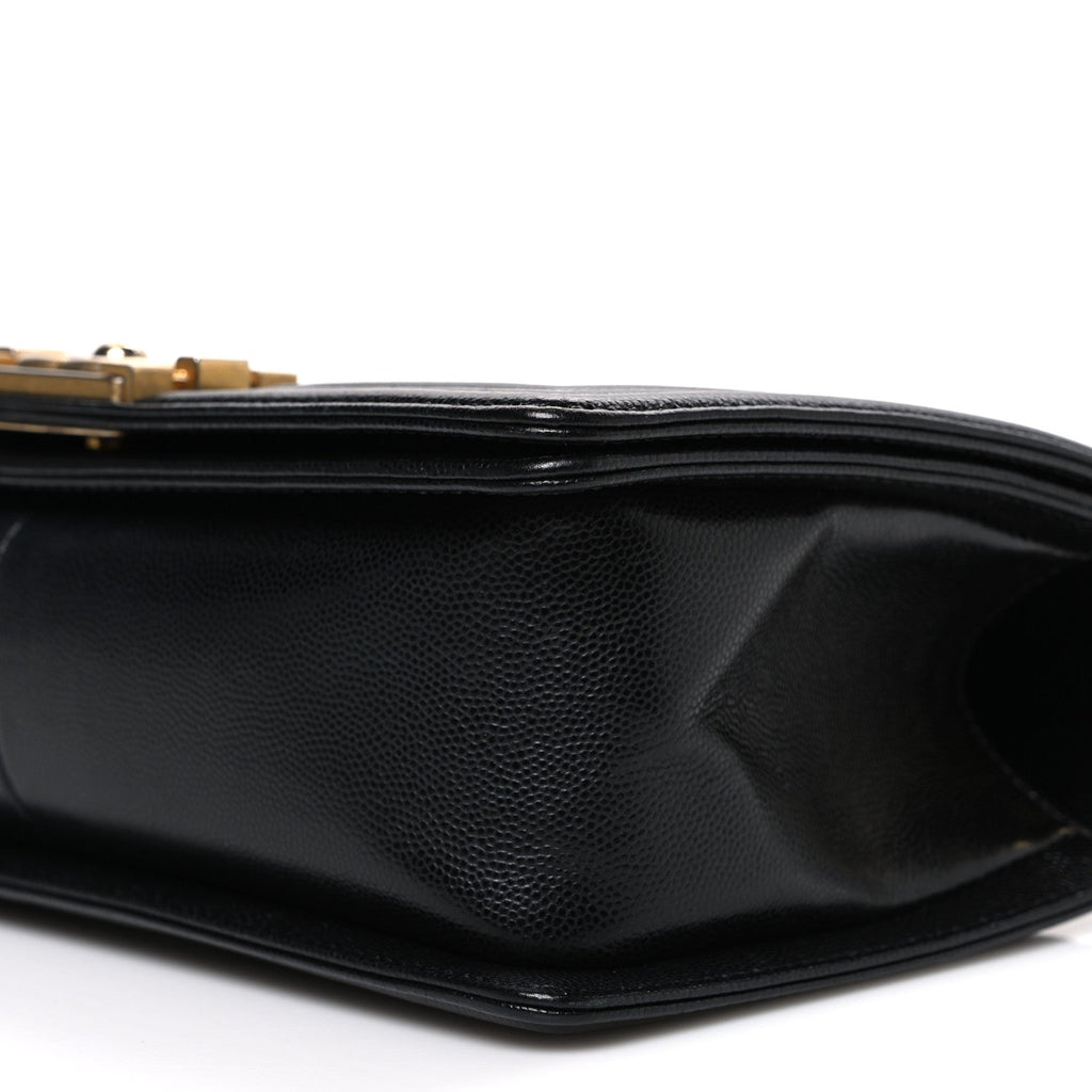Caviar Quilted Medium Boy Flap Black