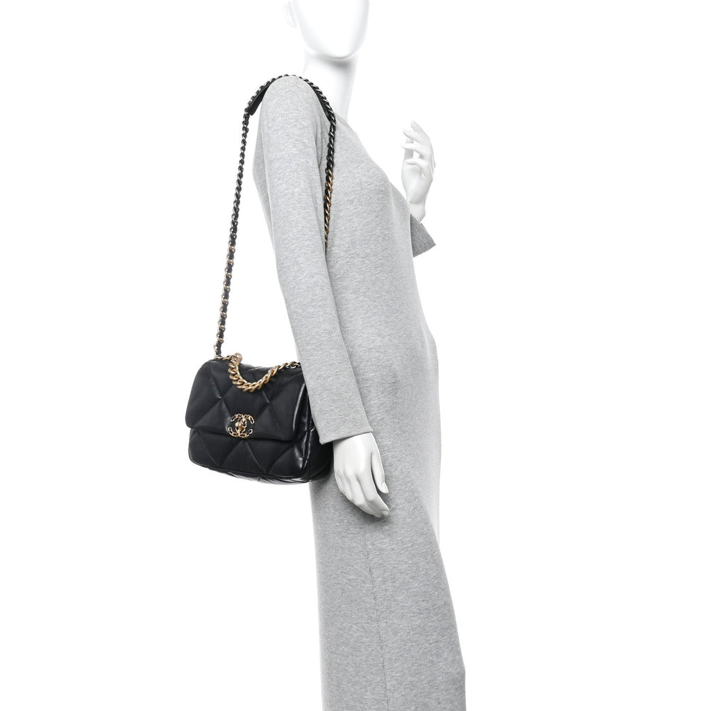 Lambskin Quilted Medium Chanel 19 Flap Black