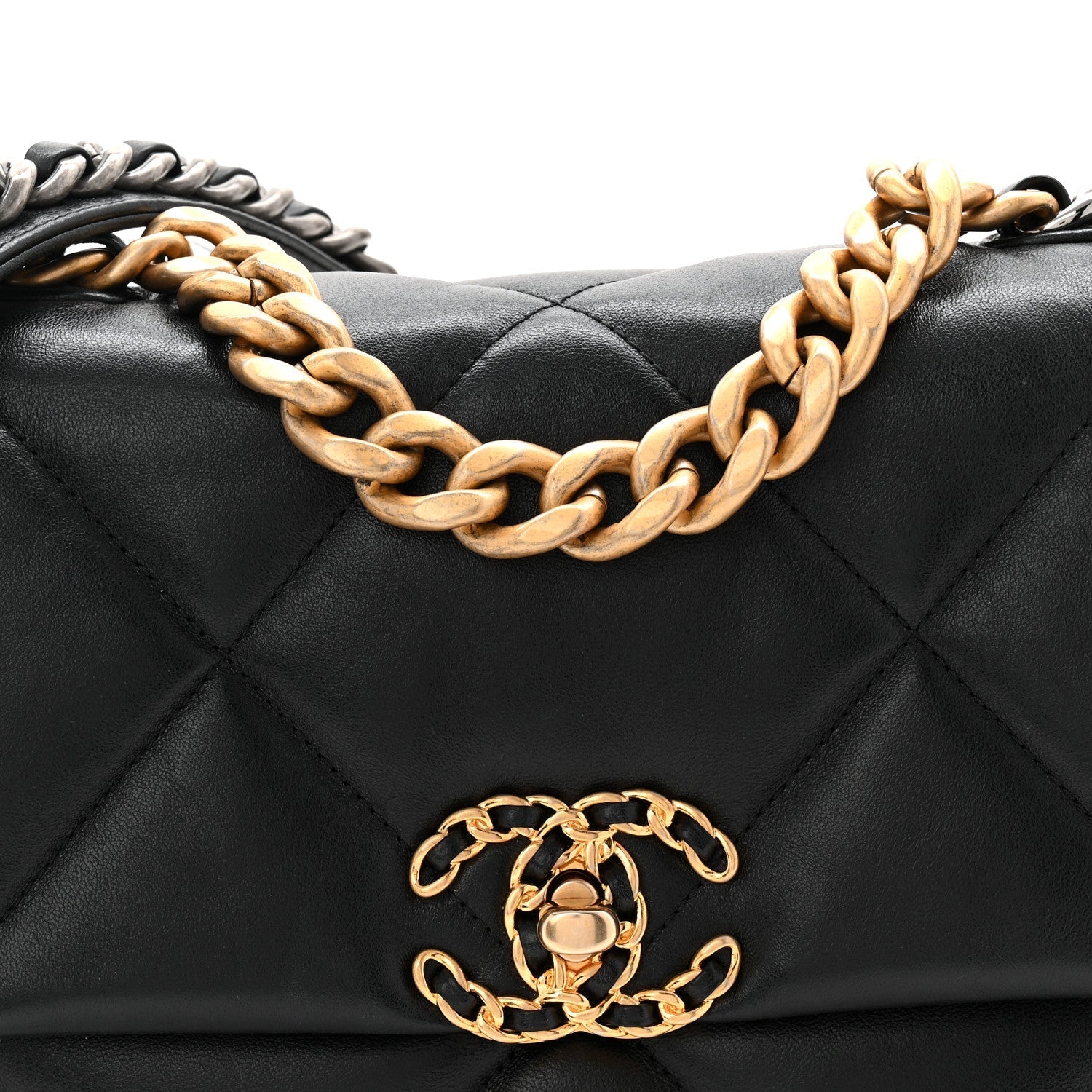 Lambskin Quilted Medium Chanel 19 Flap Black