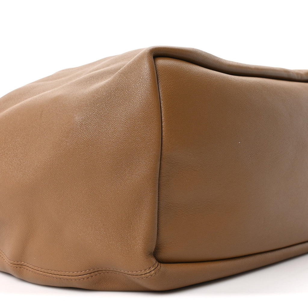 Mellow Nappa Medium Squeeze Bag Oak