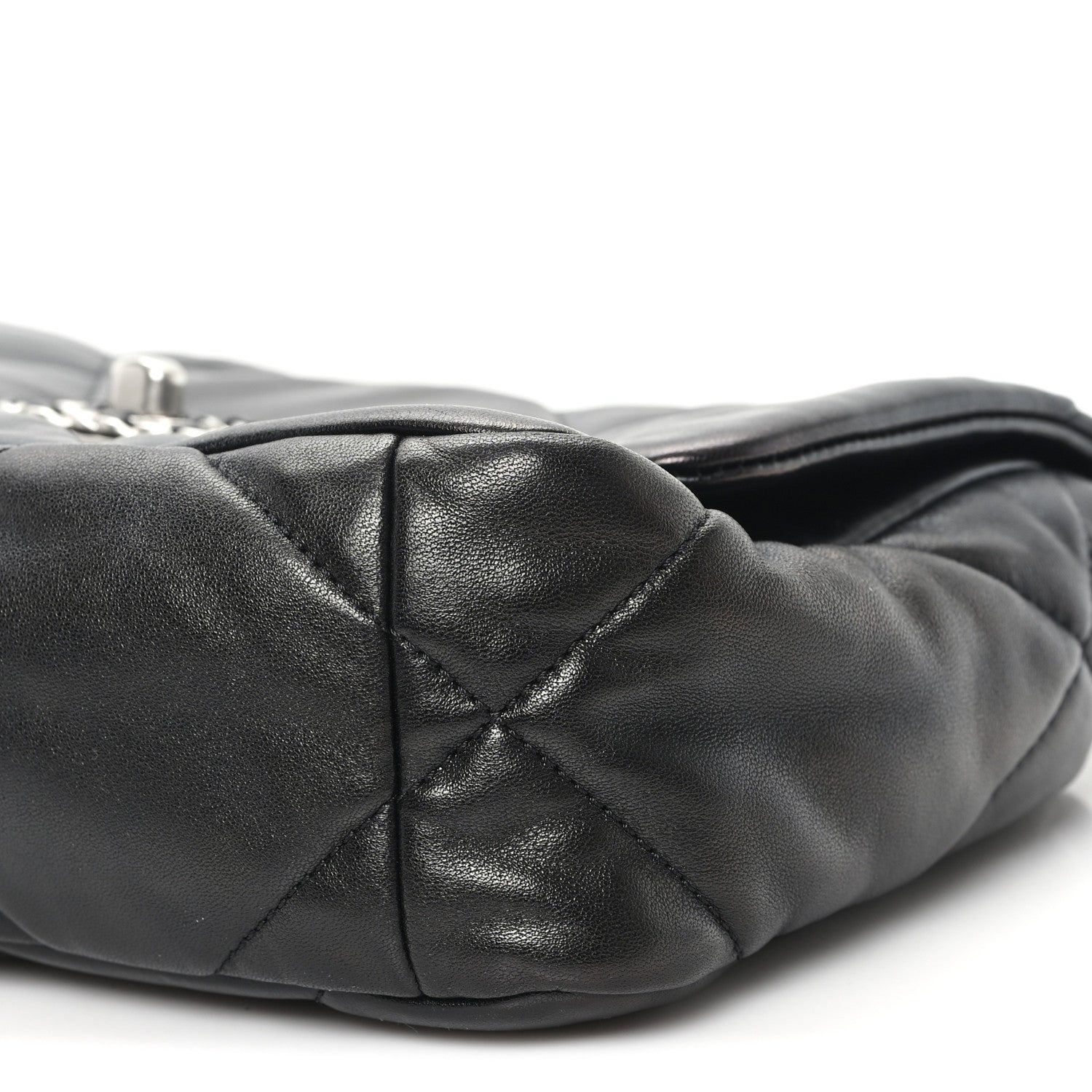 Lambskin Quilted Medium Chanel 19 Flap Black