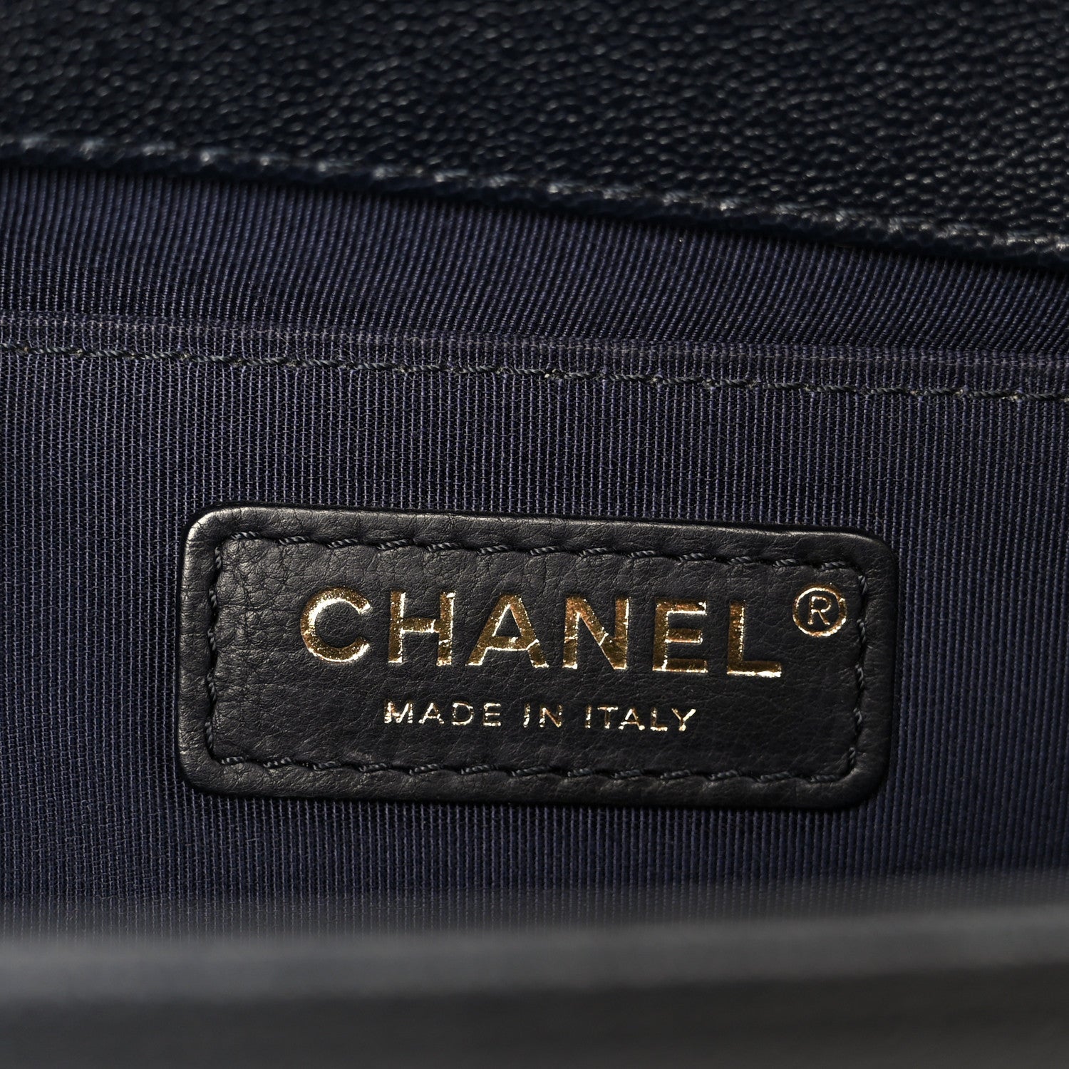 Caviar Quilted Medium Boy Flap Navy