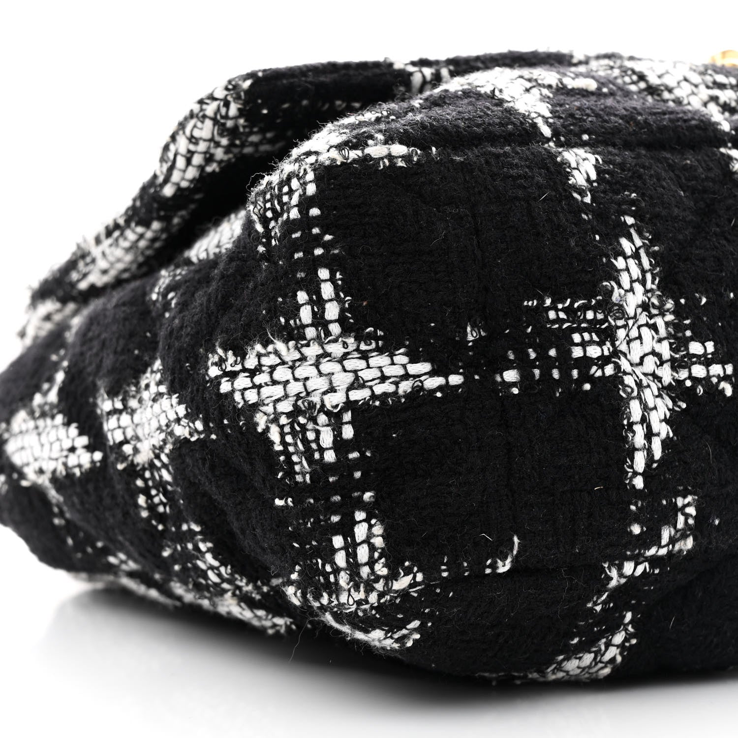 Tweed Quilted Maxi Chanel 19 Flap Black White