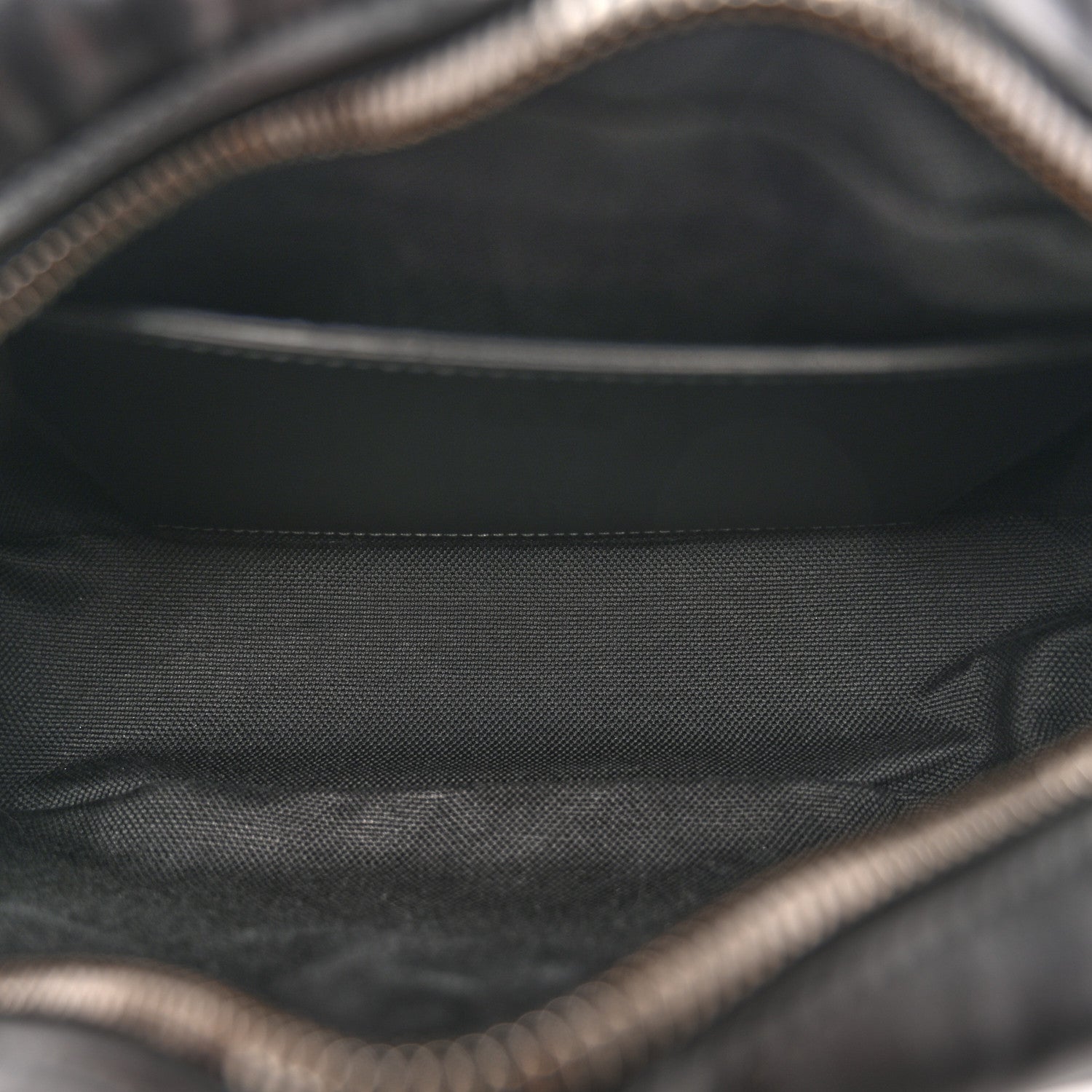 Calfskin Matelasse Monochrome Small GG Marmont Chain Shoulder Bag Black