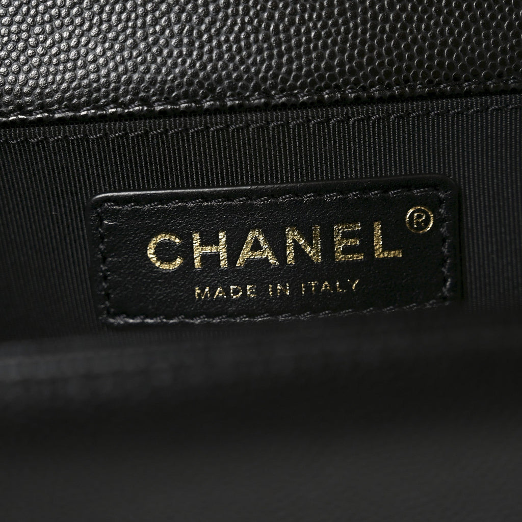 Caviar Quilted Medium Boy Flap Black