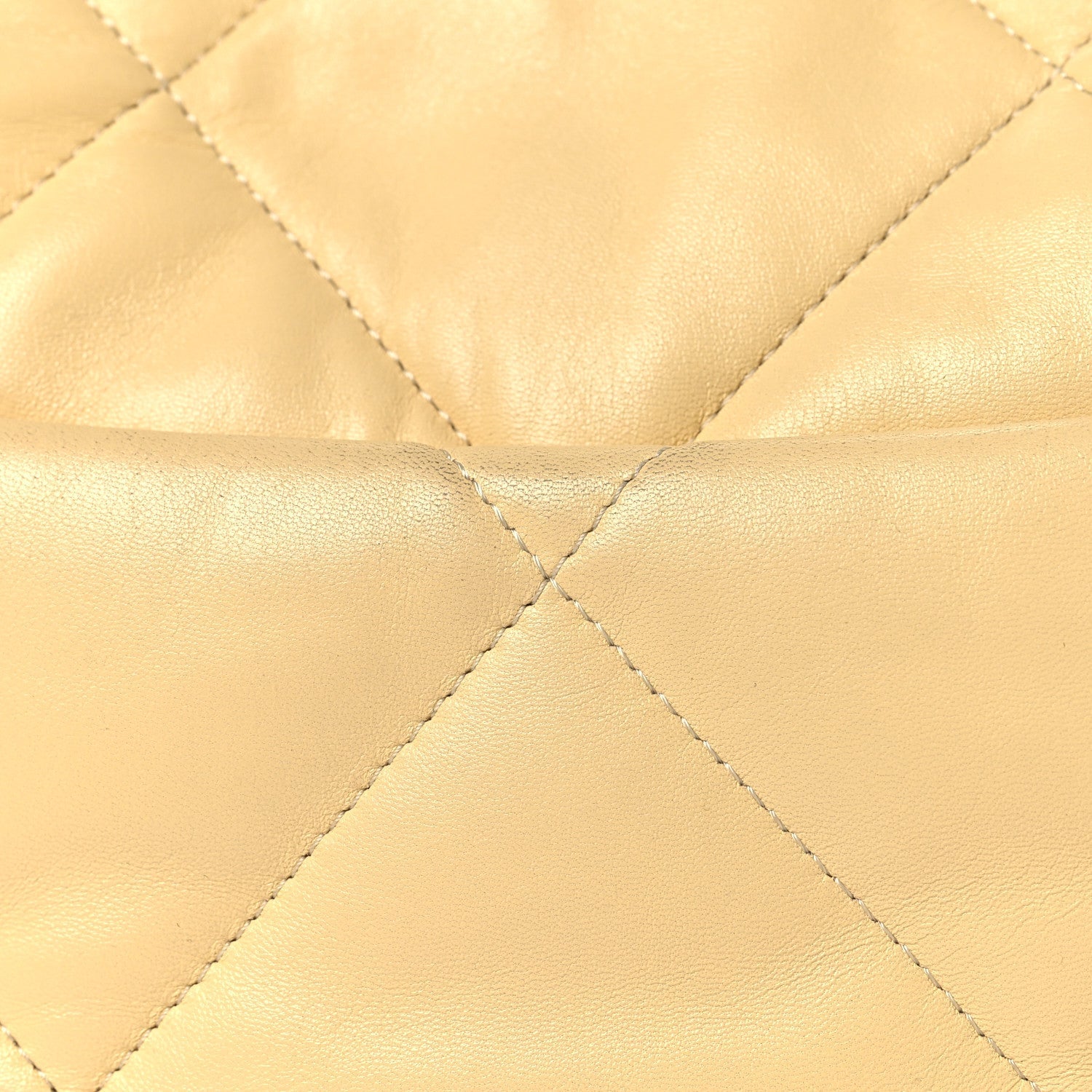 Lambskin Quilted Medium Chanel 19 Flap Yellow